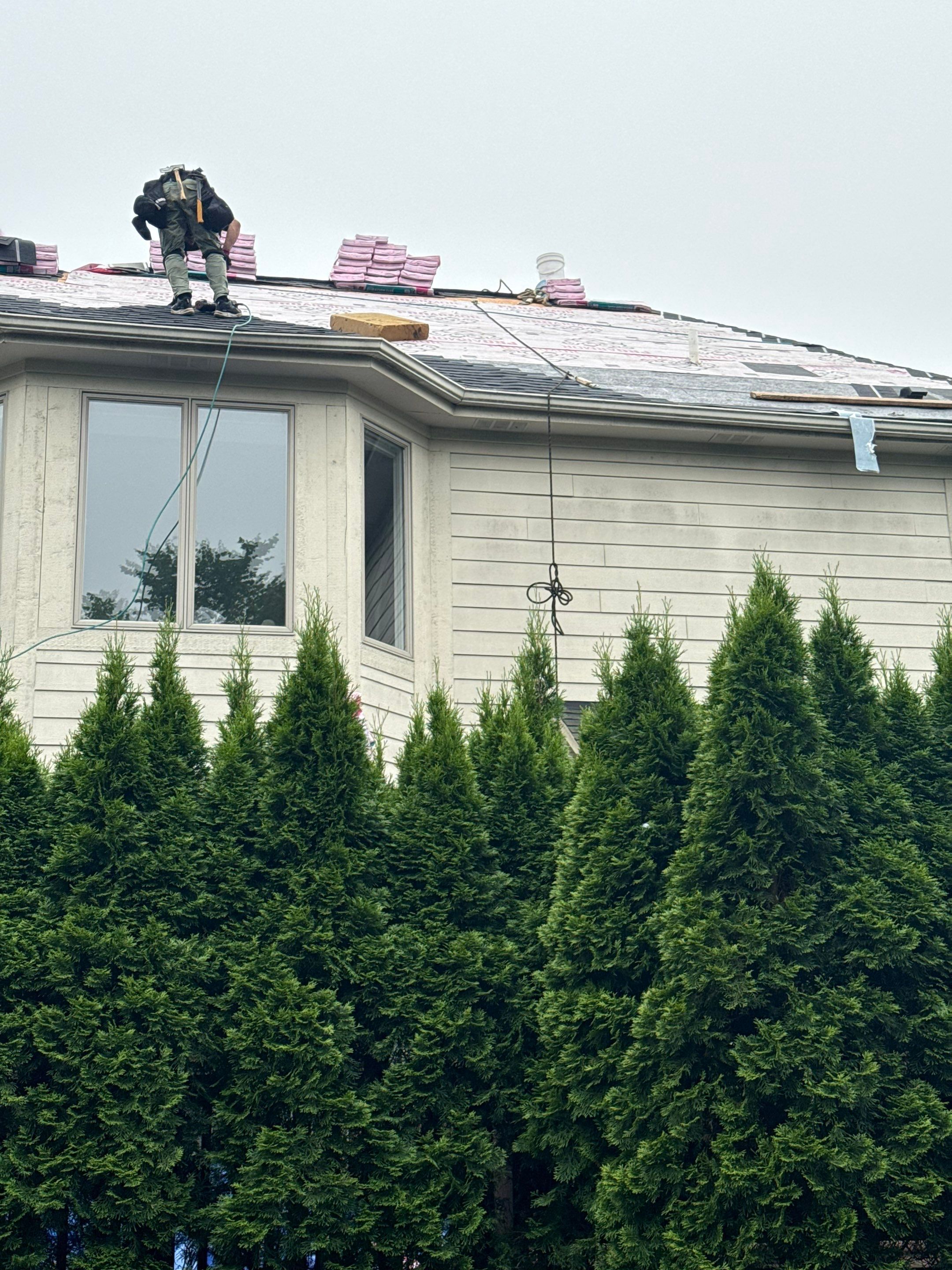 Roof Replacement using Owens Corning Onyx Black by 180 Contractors