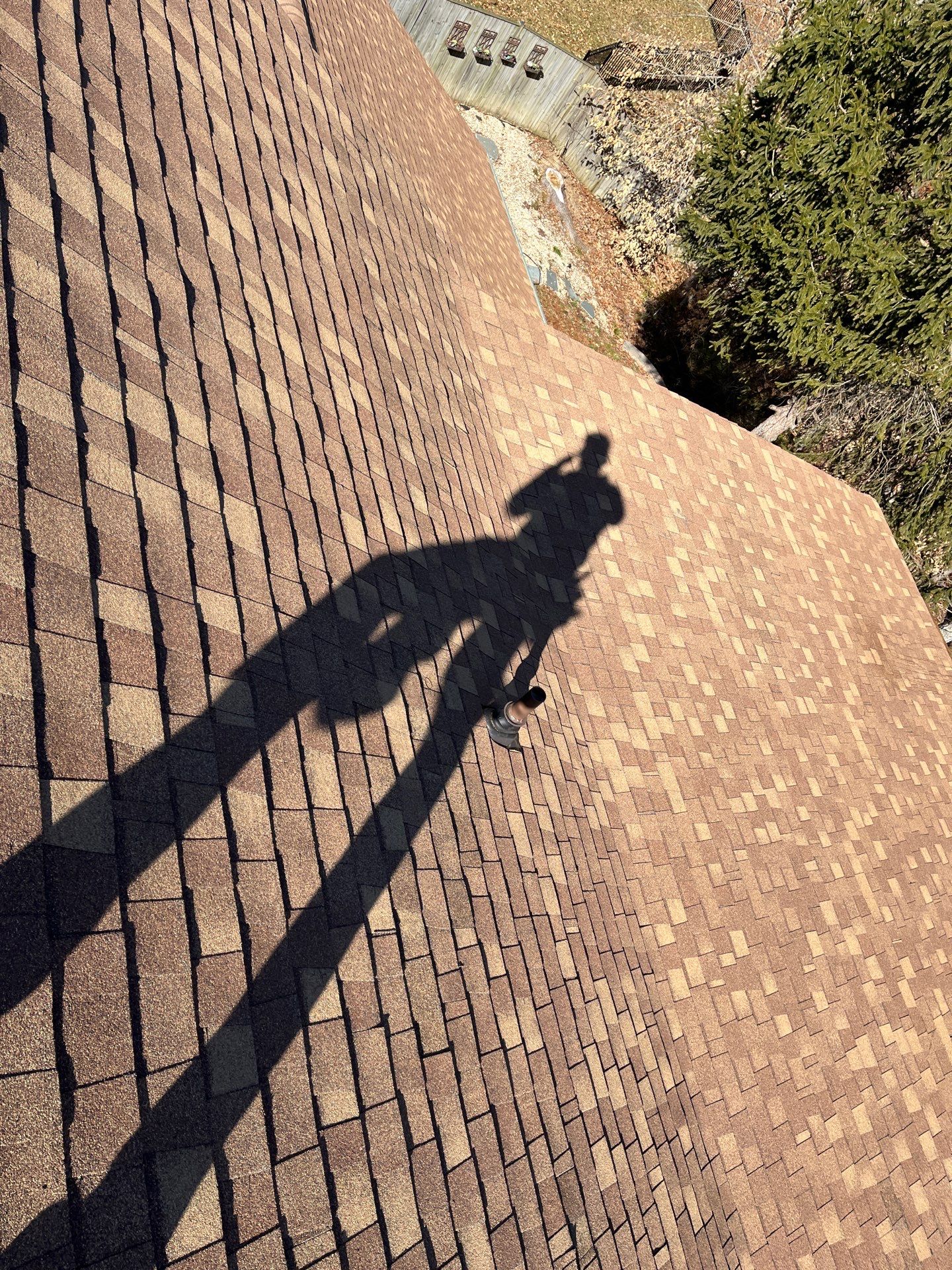 Springfield CertainTeed Landmark in Resawn Shake by RM Banning, Inc.