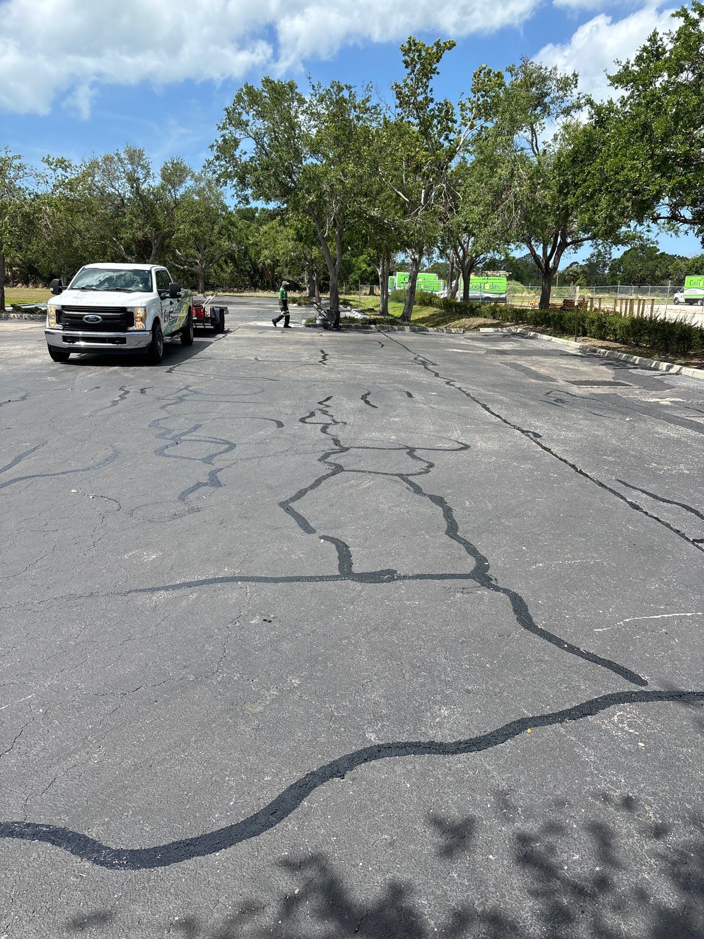 Asphalt Sealcoating, Line Striping, Crack Sealing, Asphalt Repair by Everline Coatings & Services - Southwest FL