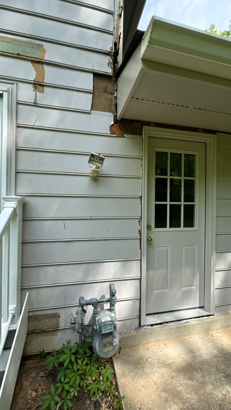 Great Falls: Siding Replacement with James Hardie Statement Beaded Plank in Cobblestone by RM Banning, Inc.