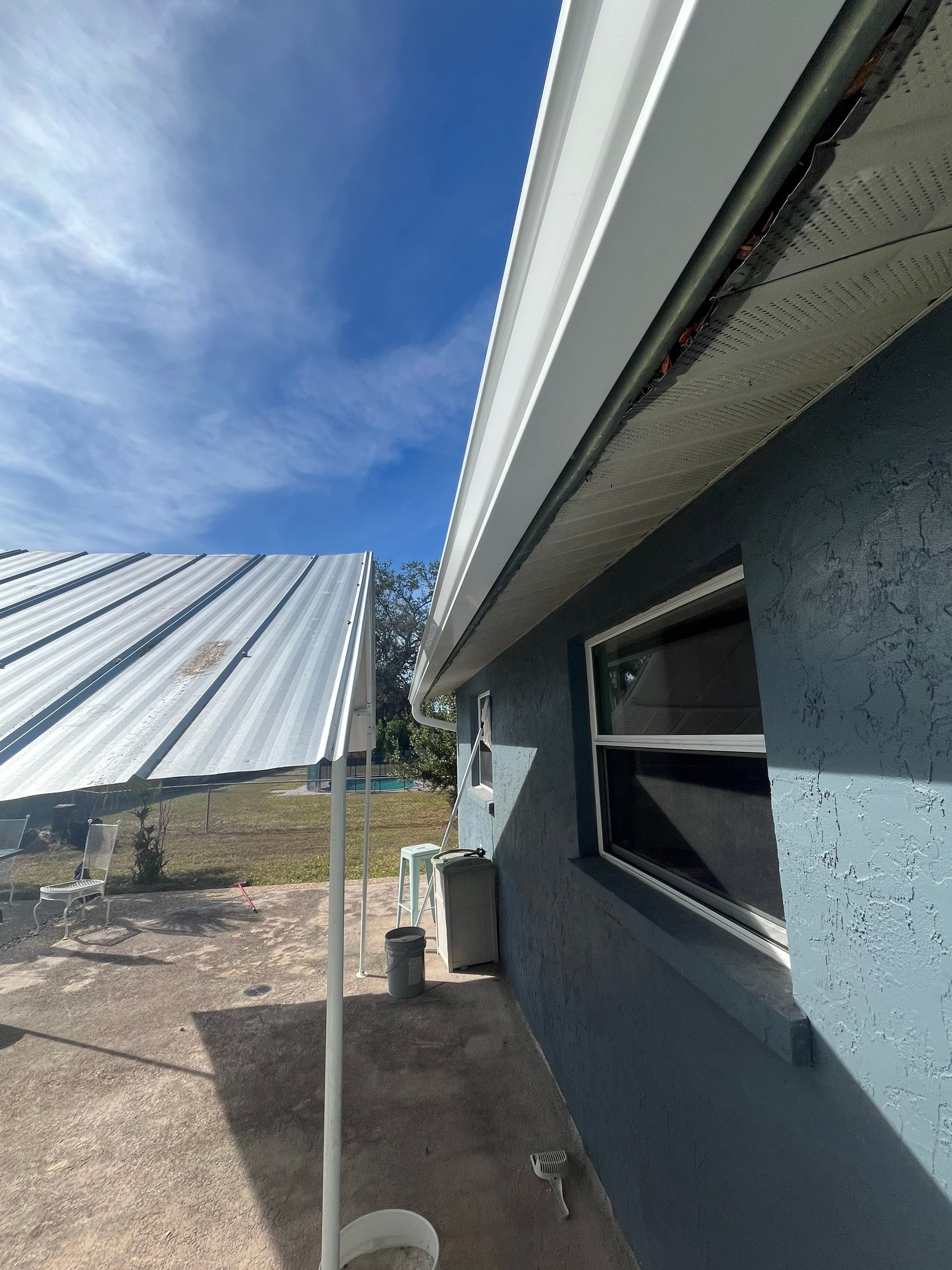 White 6-inch K-Style Gutters for Sarasota Homes by Gutter Professors