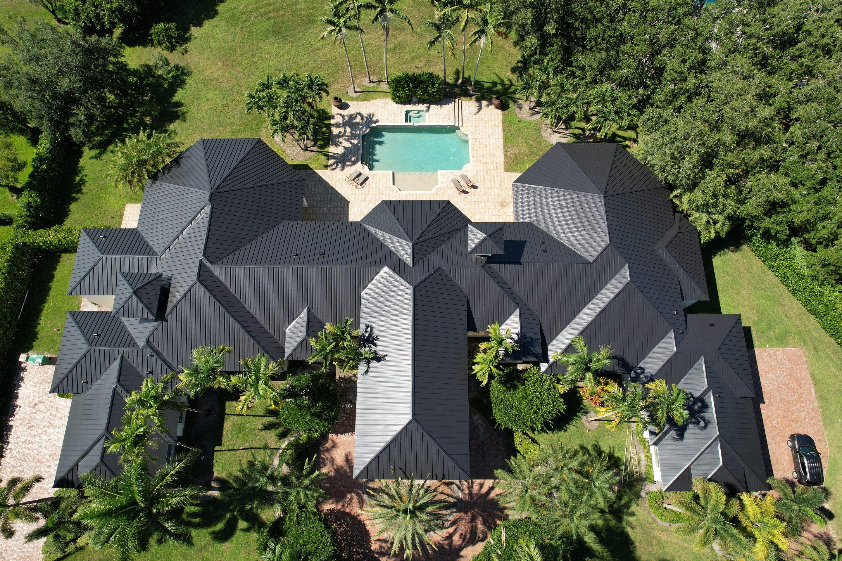 Metal Roof in Davie by Roofing Recovery