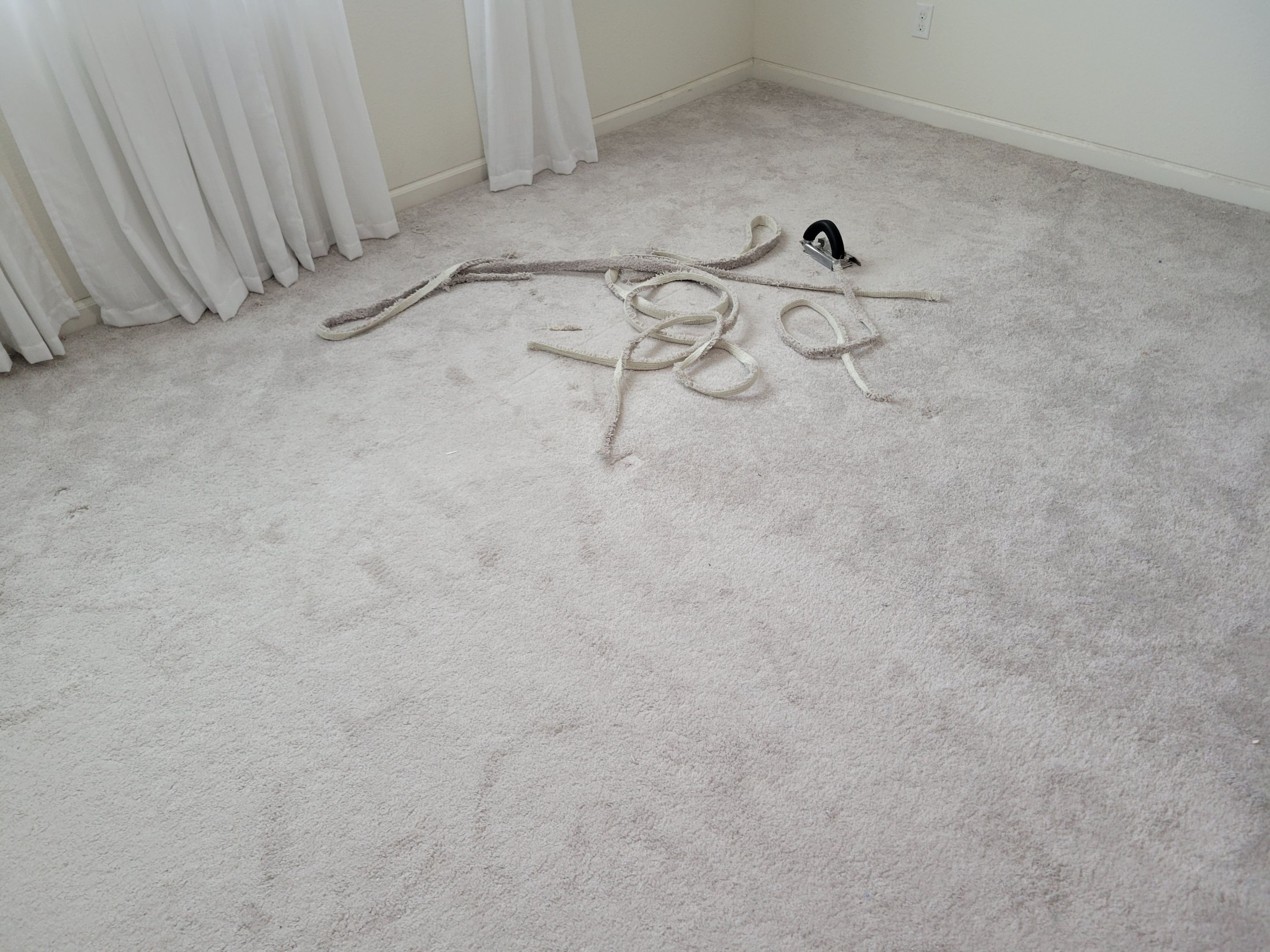 Re-Stretch and Cleaning of a Buckled Carpet by Ardent Carpet Restore LLC