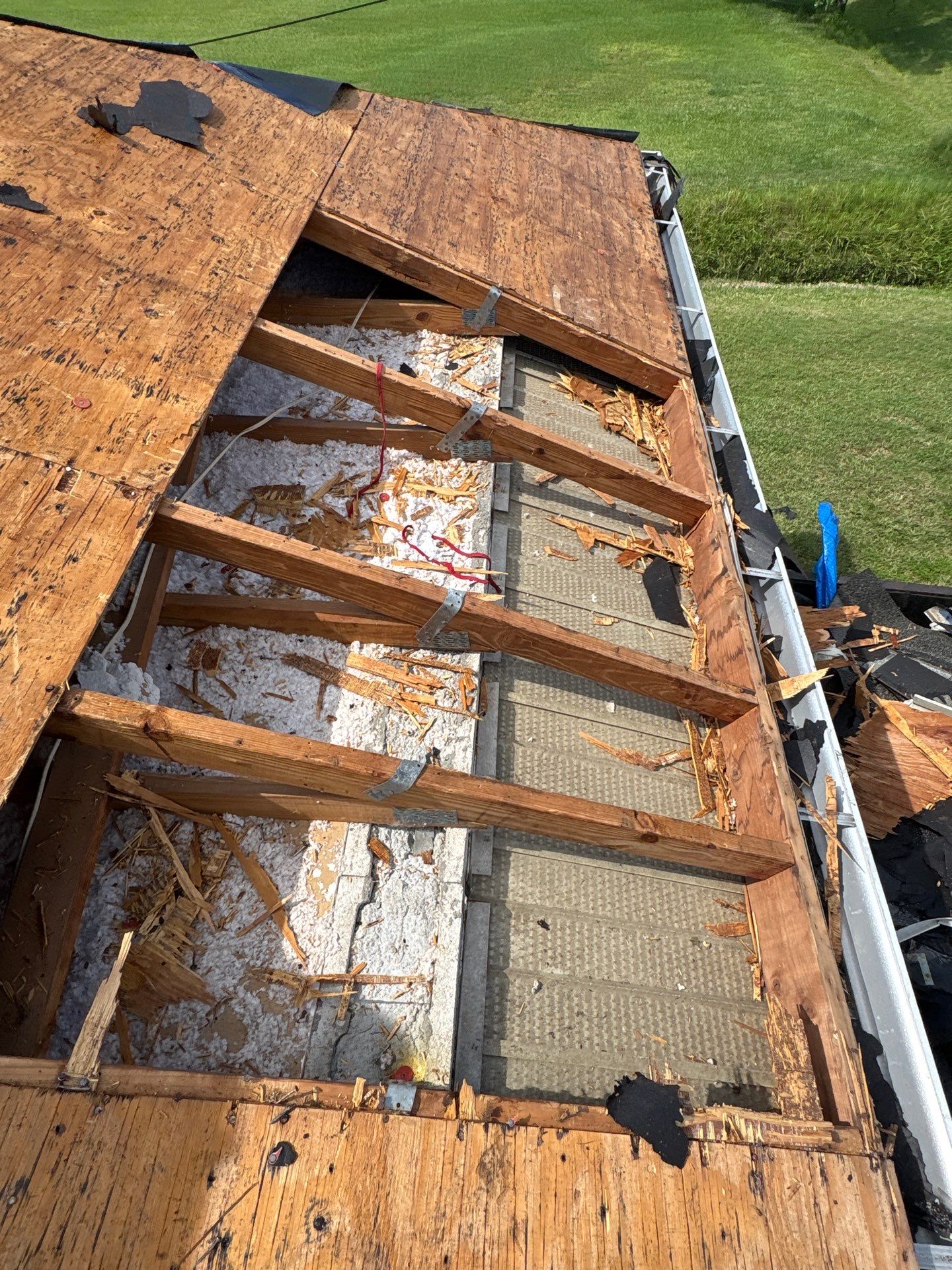 Project in Palmetto 34221 by Mitchell Roofing Company LLC