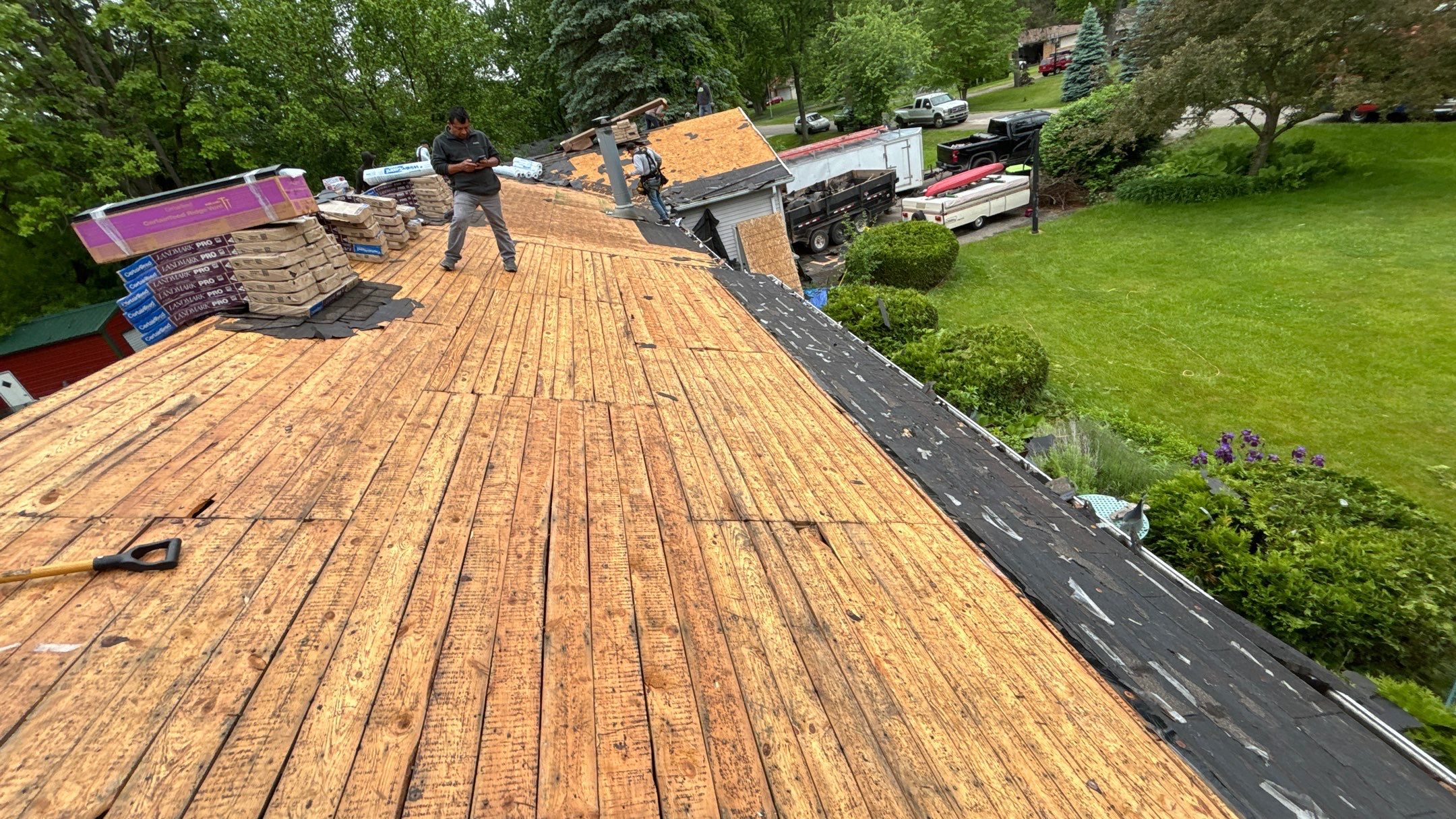 Roof Replacement using CertainTeed Landmark Pro by 180 Contractors