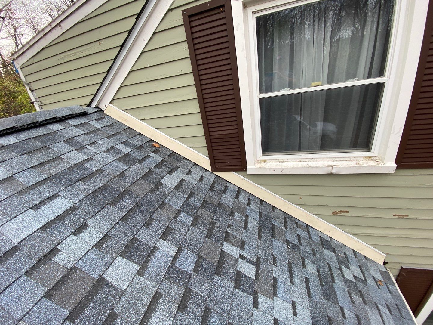 Roof Replacement using Owens Corning by 180 Contractors