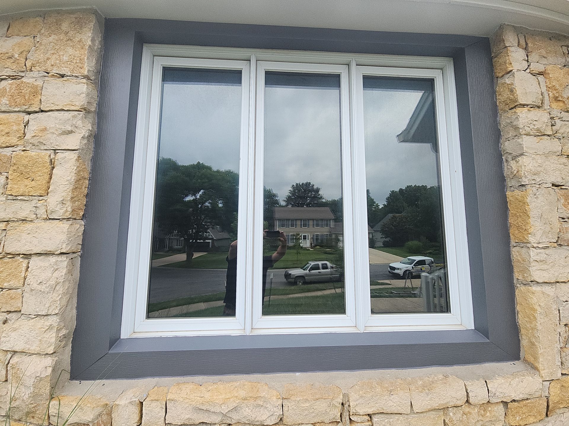 James Hardie siding in Overland park  by EEC  Windows, Siding & Roofing 