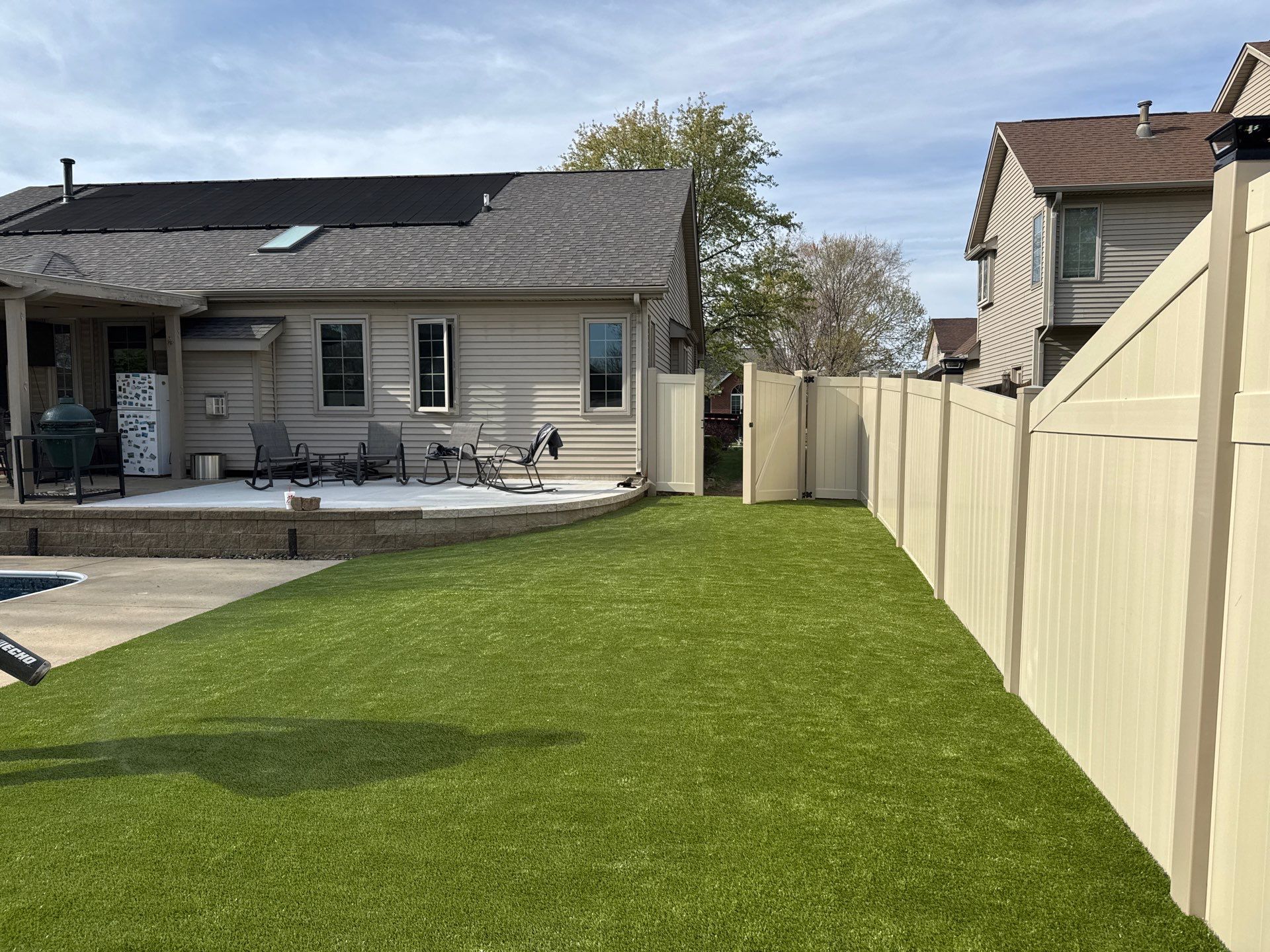 K9Grass in Columbus, IN by ForeverLawn NEIN/INDY