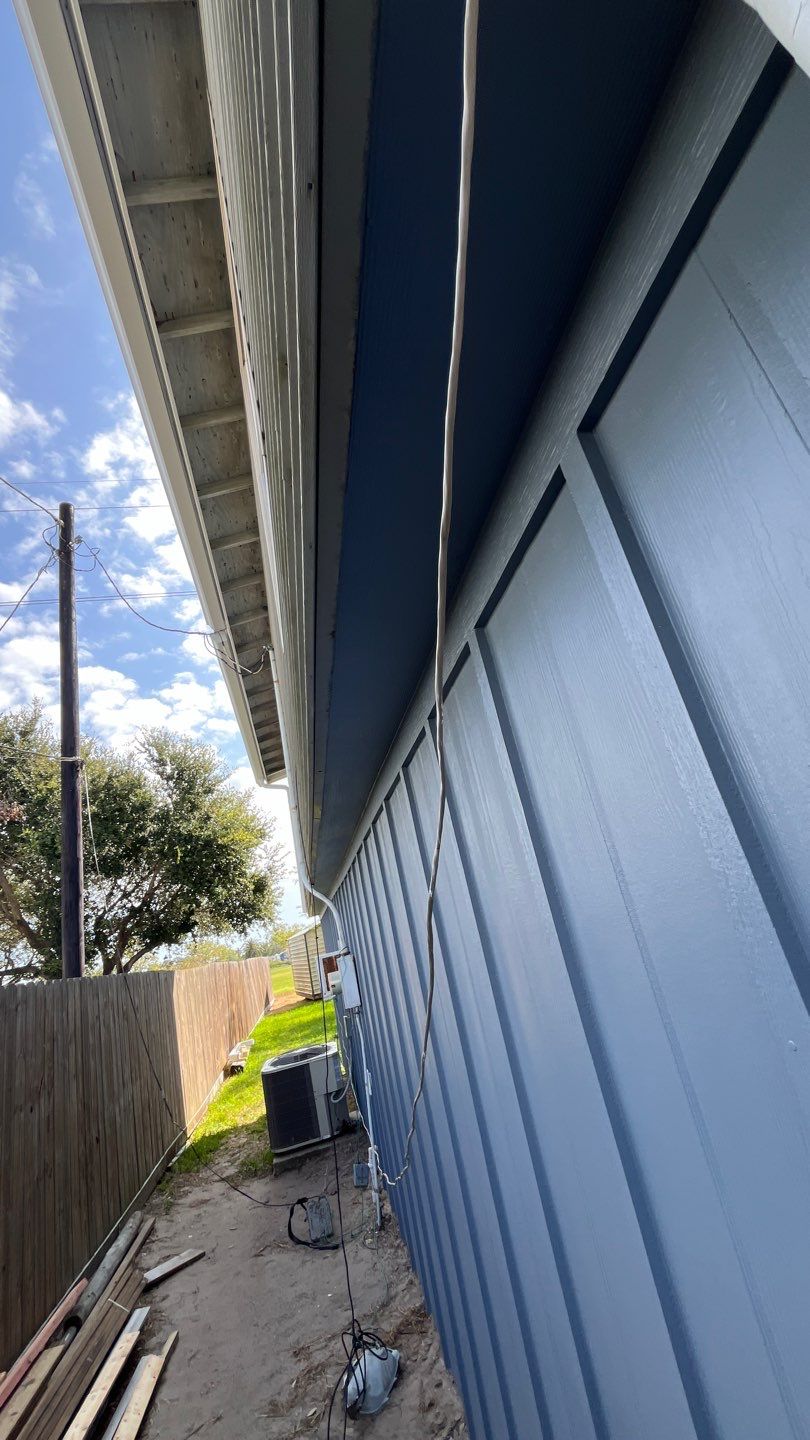 Bayfront Knows Breakaway Walls! by Bayfront Roofing and Construction