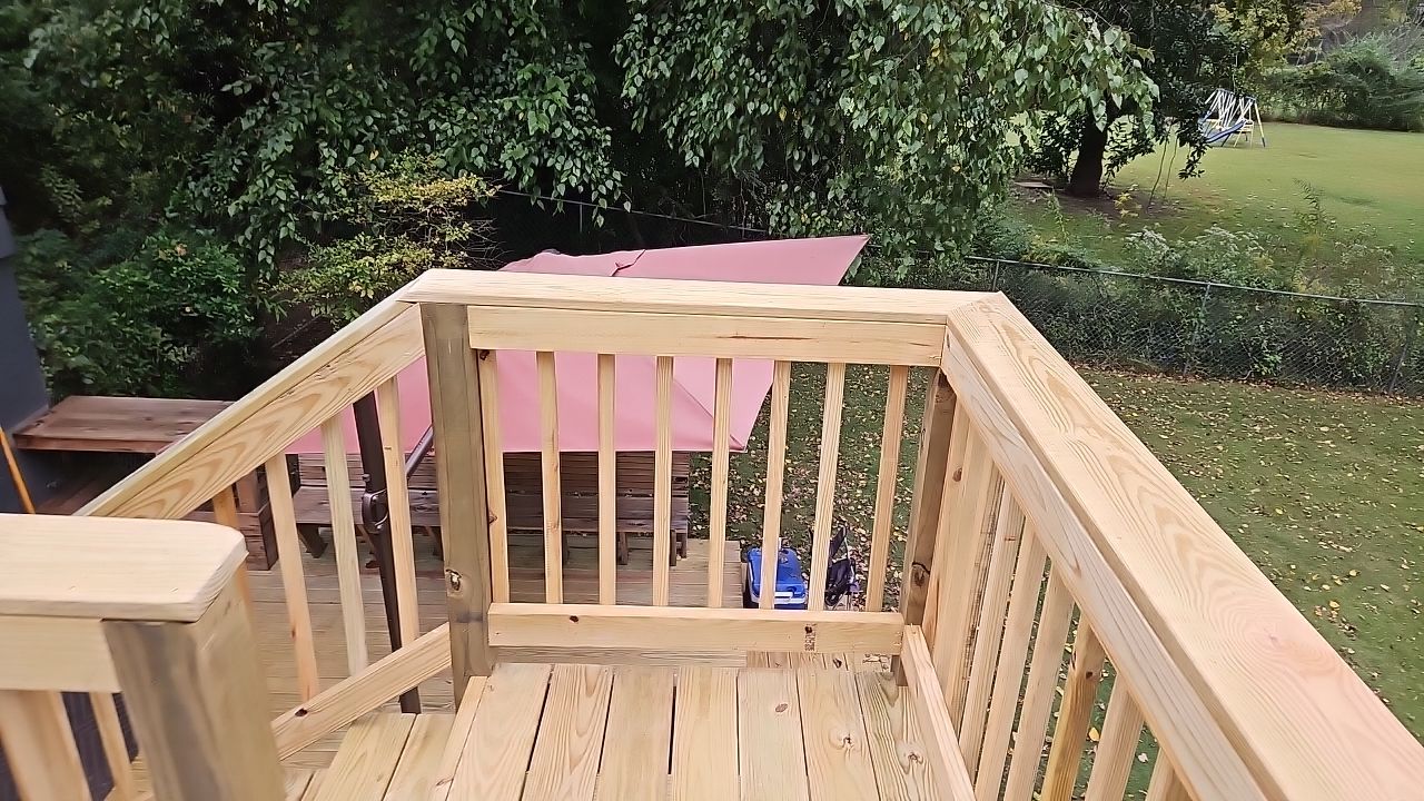 Windsor Blvd - Deck Installation by Pillar and Pine