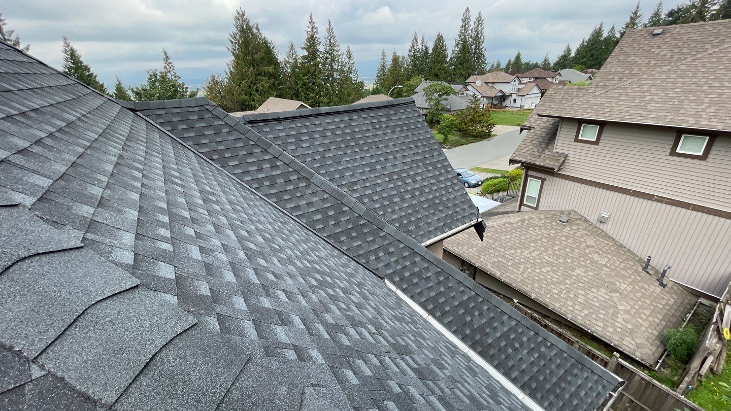 Residential Reroof Shingle using GAF timberline HDZ Charcoal by Top Notch Roofing Inc