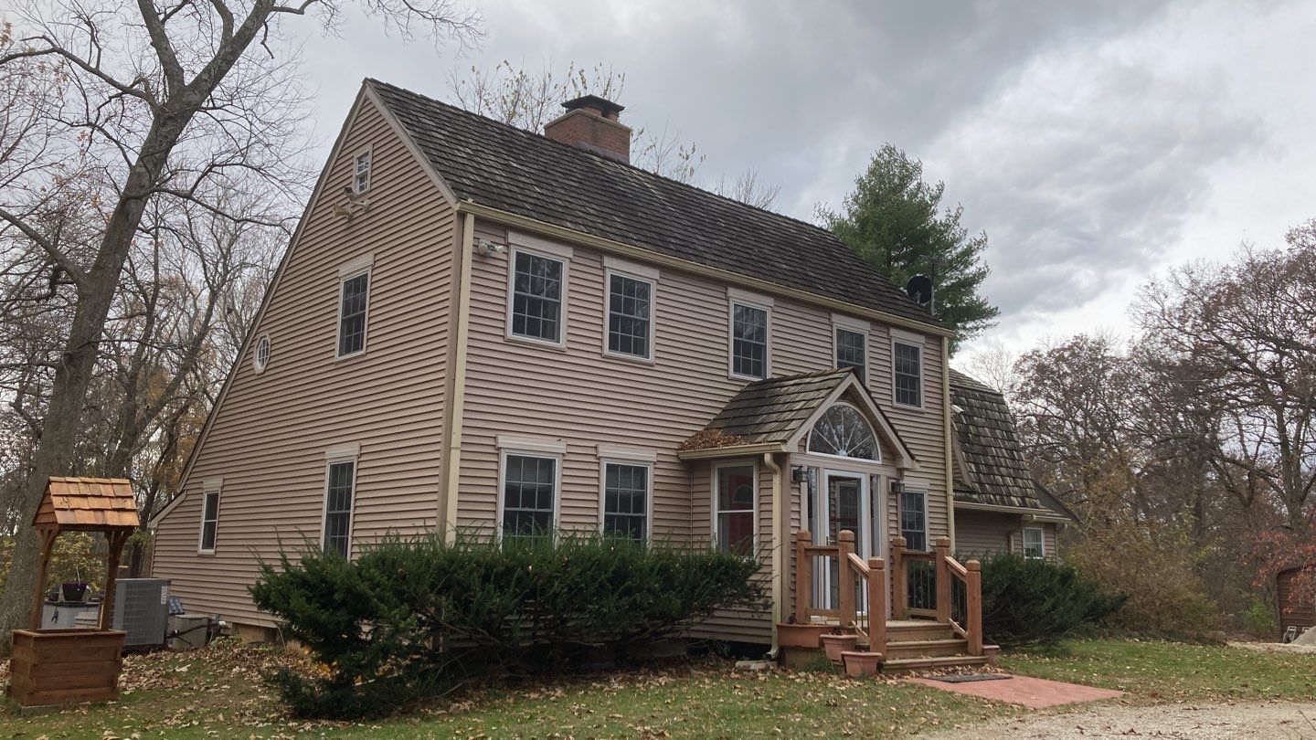 Residential Roofing Installation using OC OakRidge by EEC  Windows, Siding & Roofing 