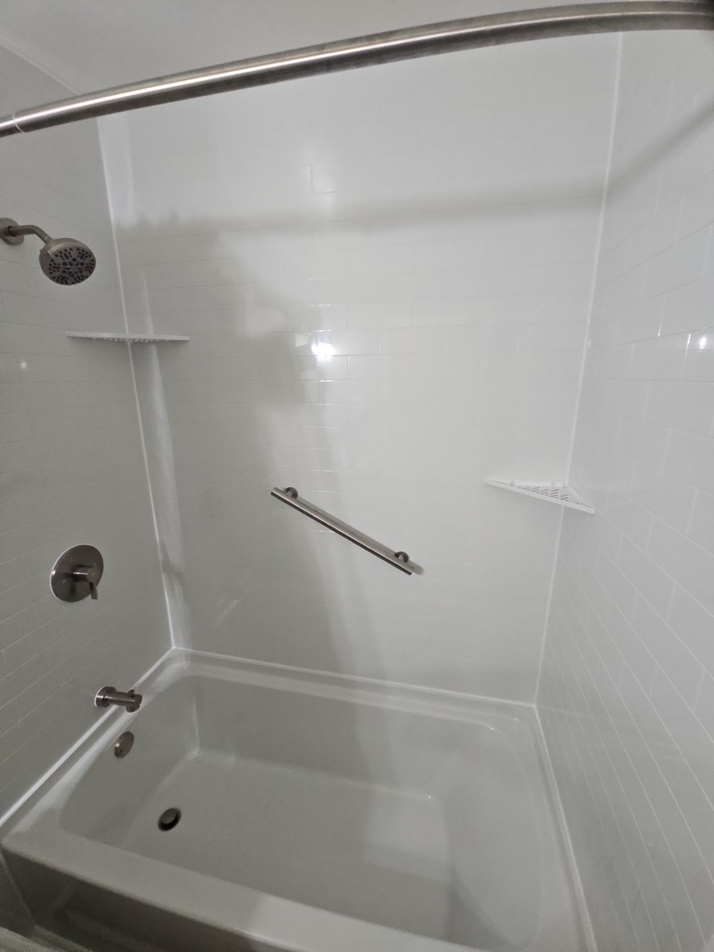 Tub replacement by Window Depot of Annapolis