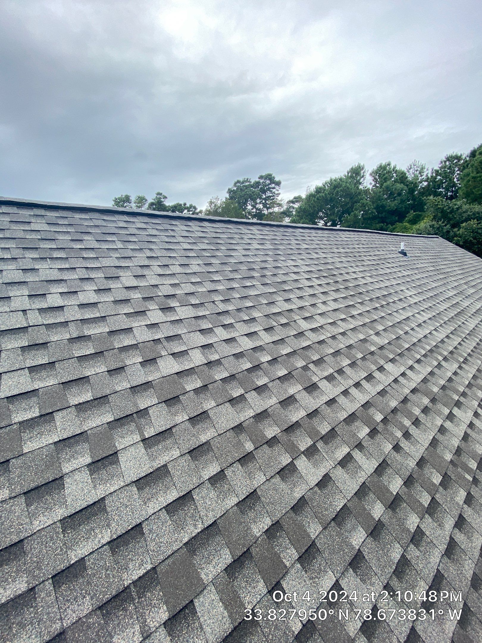 GAF HDZ - Weathered Wood by Linta Roofing Inc