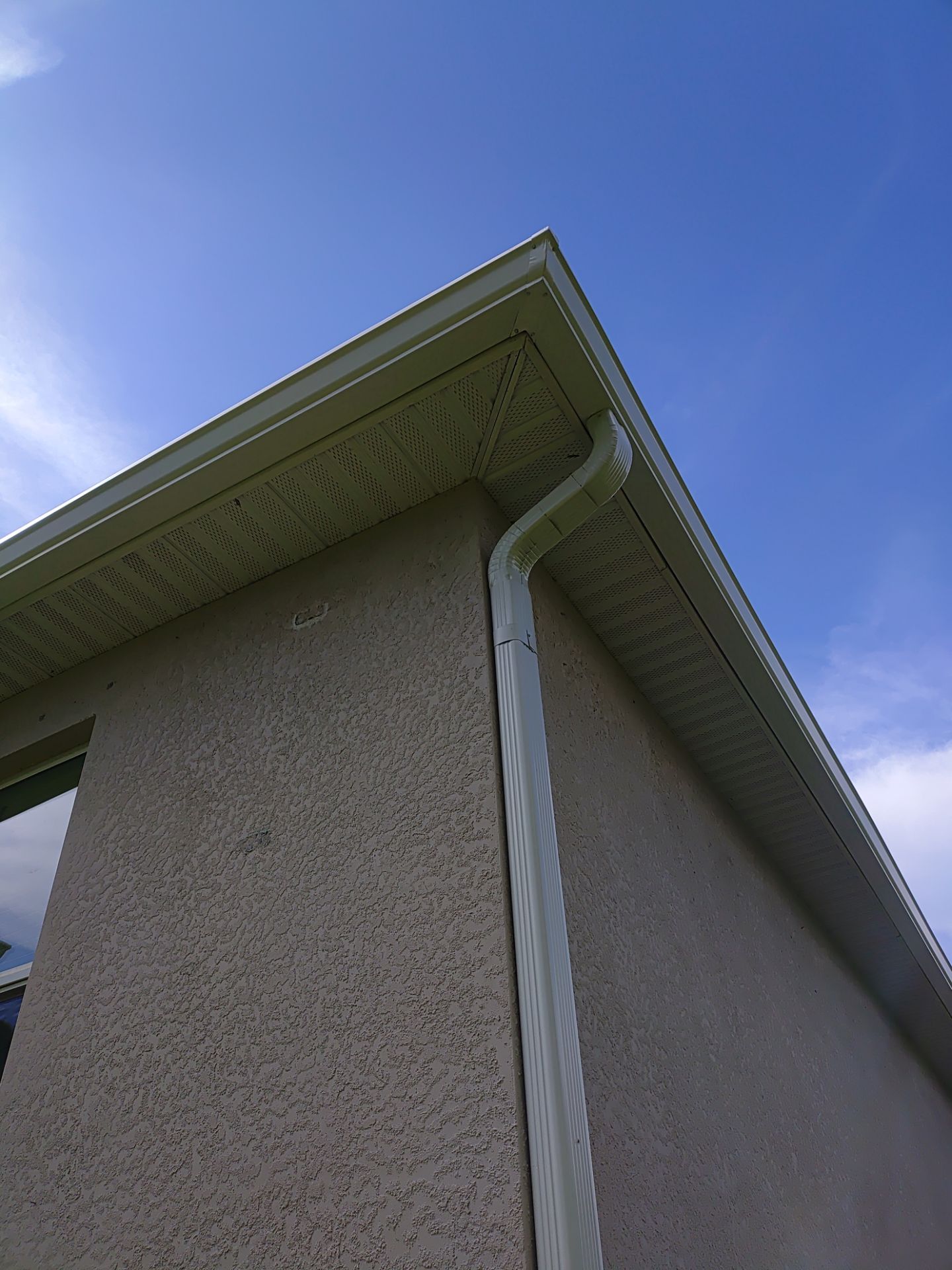 6-Inch Seamless Gutters Installation in Punta Gorda FL by Gutter Professors