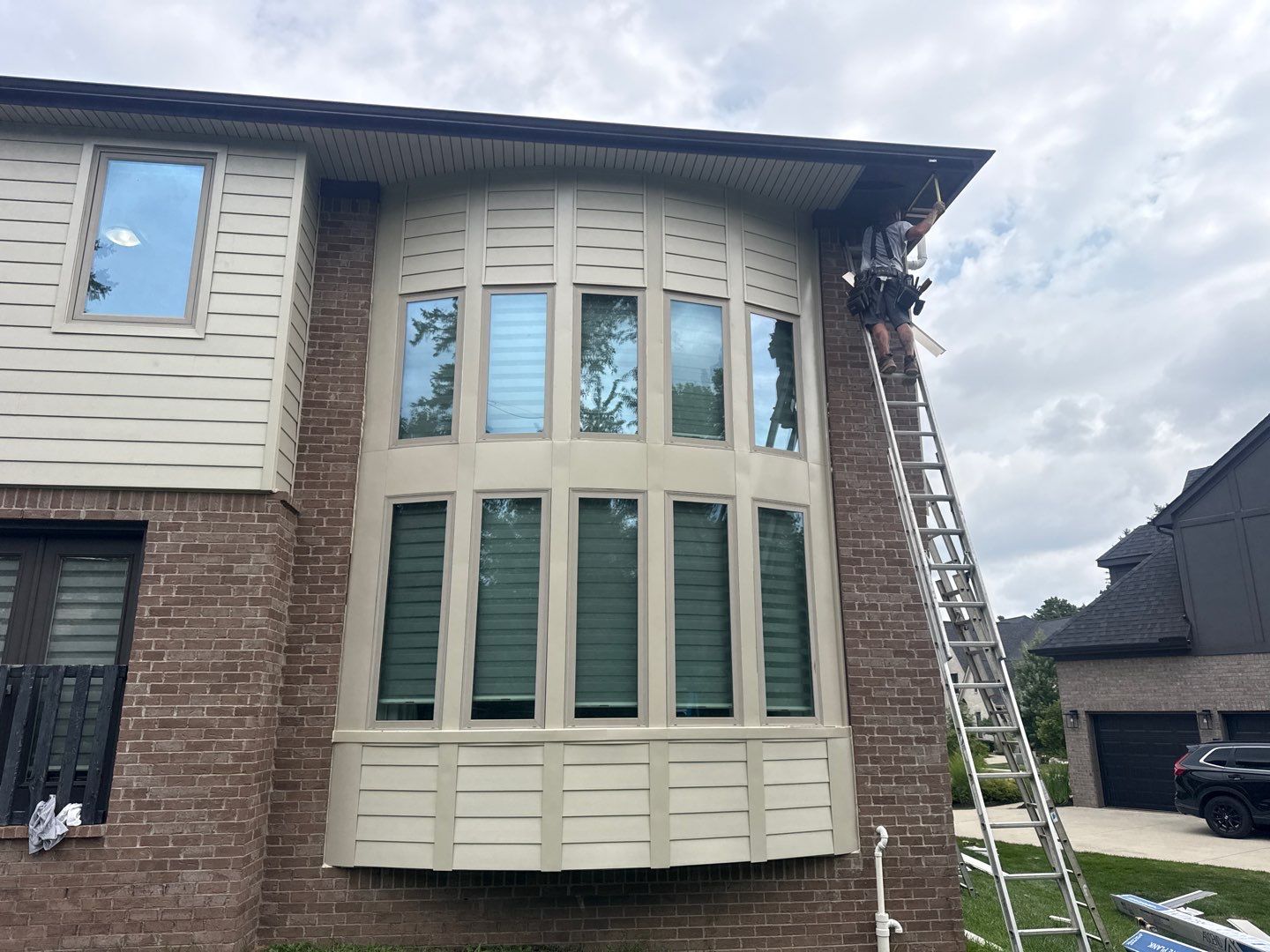 Siding Replacement using Alside S7 Cedar Mill Grain Composite by 180 Contractors