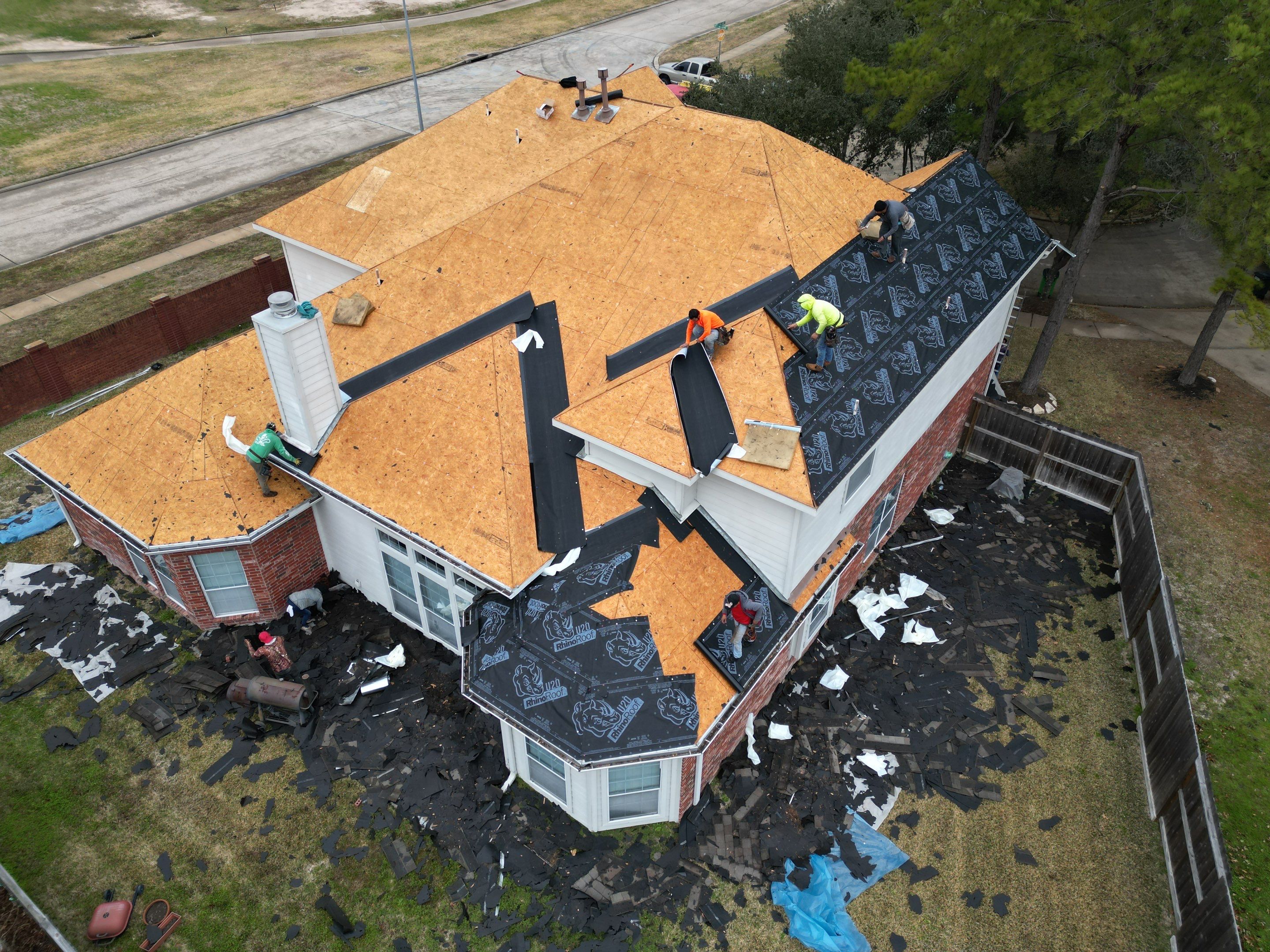 OC Duration Driftwood by HHH Roofing & Construction