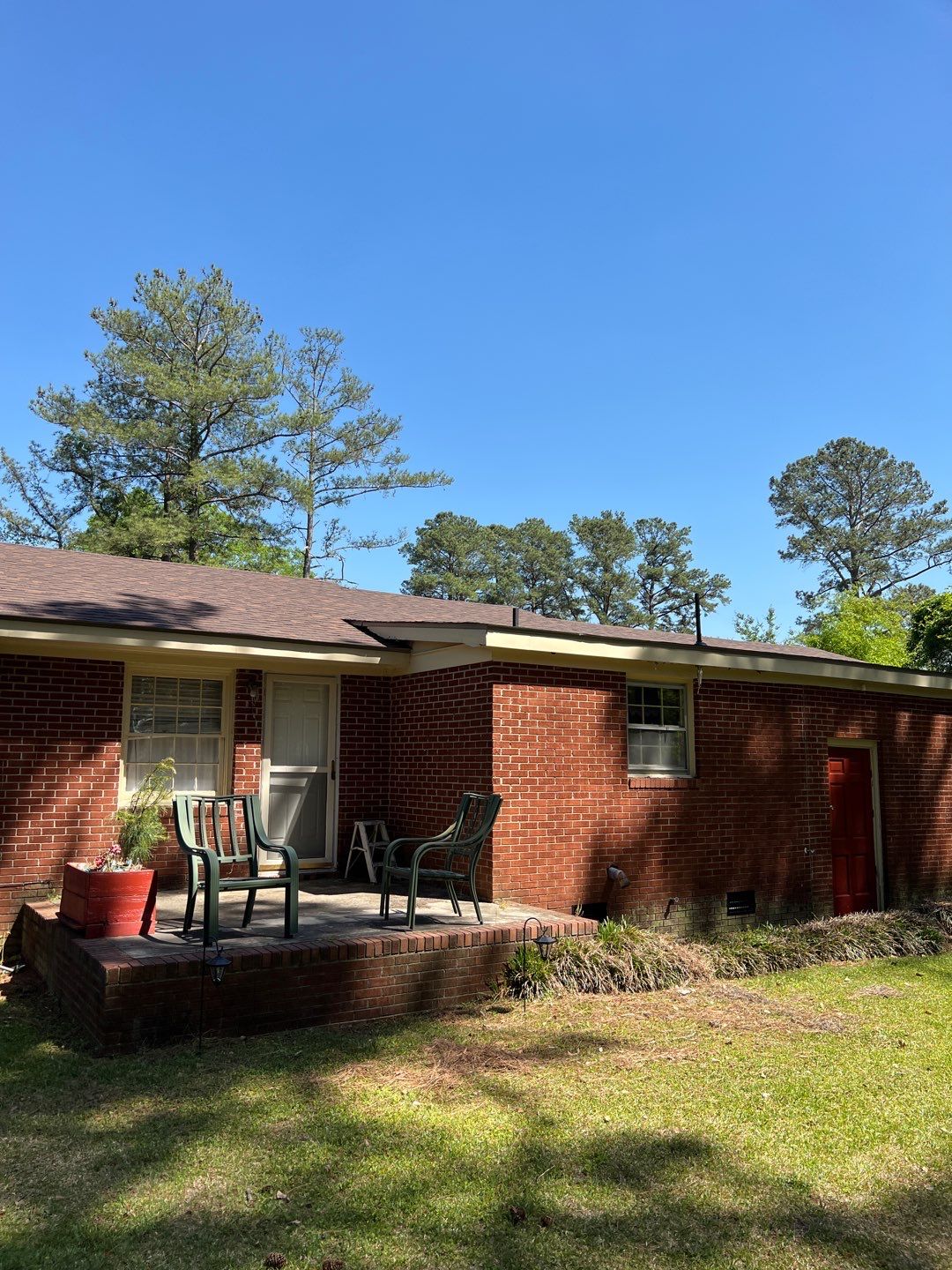Residential Roofing Installation using High Grade Asphalt Shingles by Carolina Trophy Roofs