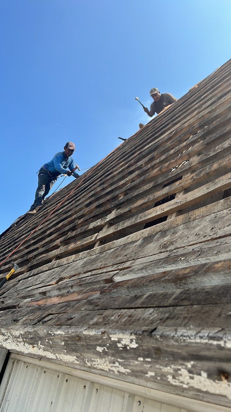 Barn Roofing Installation using GAF Timberline HDZ Charcoal by Nitro Roofing and Construction