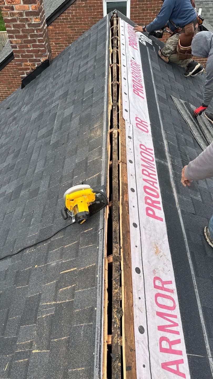 Roof Replacement using Owens Corning Onyx Black by 180 Contractors