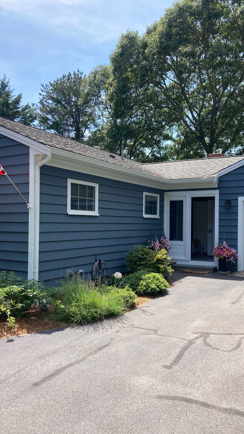 N. Falmouth, MA Gutter Installation using Duo Pro Dual Screen Hanging System by Gutter Pro Enterprises
