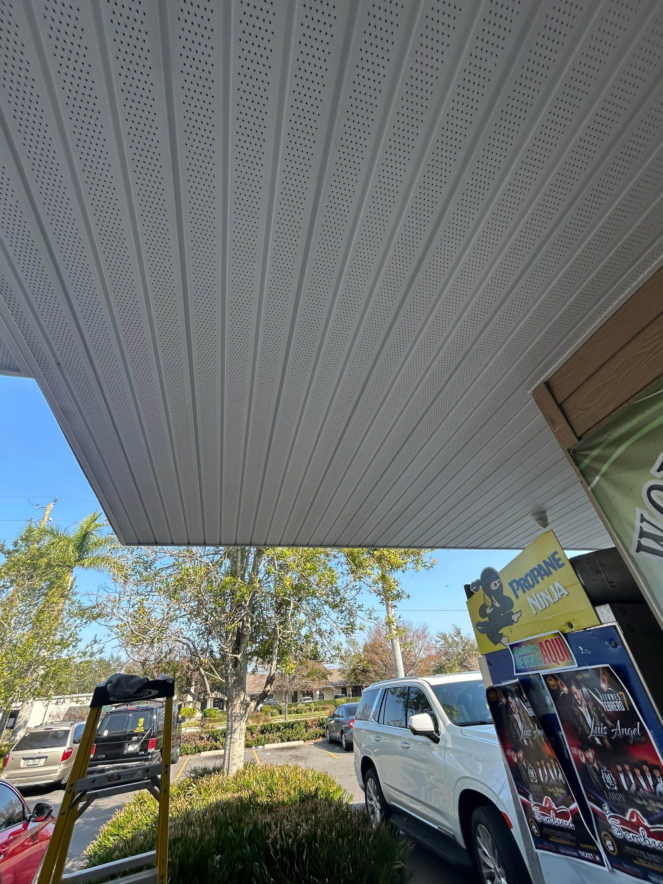 Soffit and Fascia Replacement in Bradenton FL by Gutter Professors