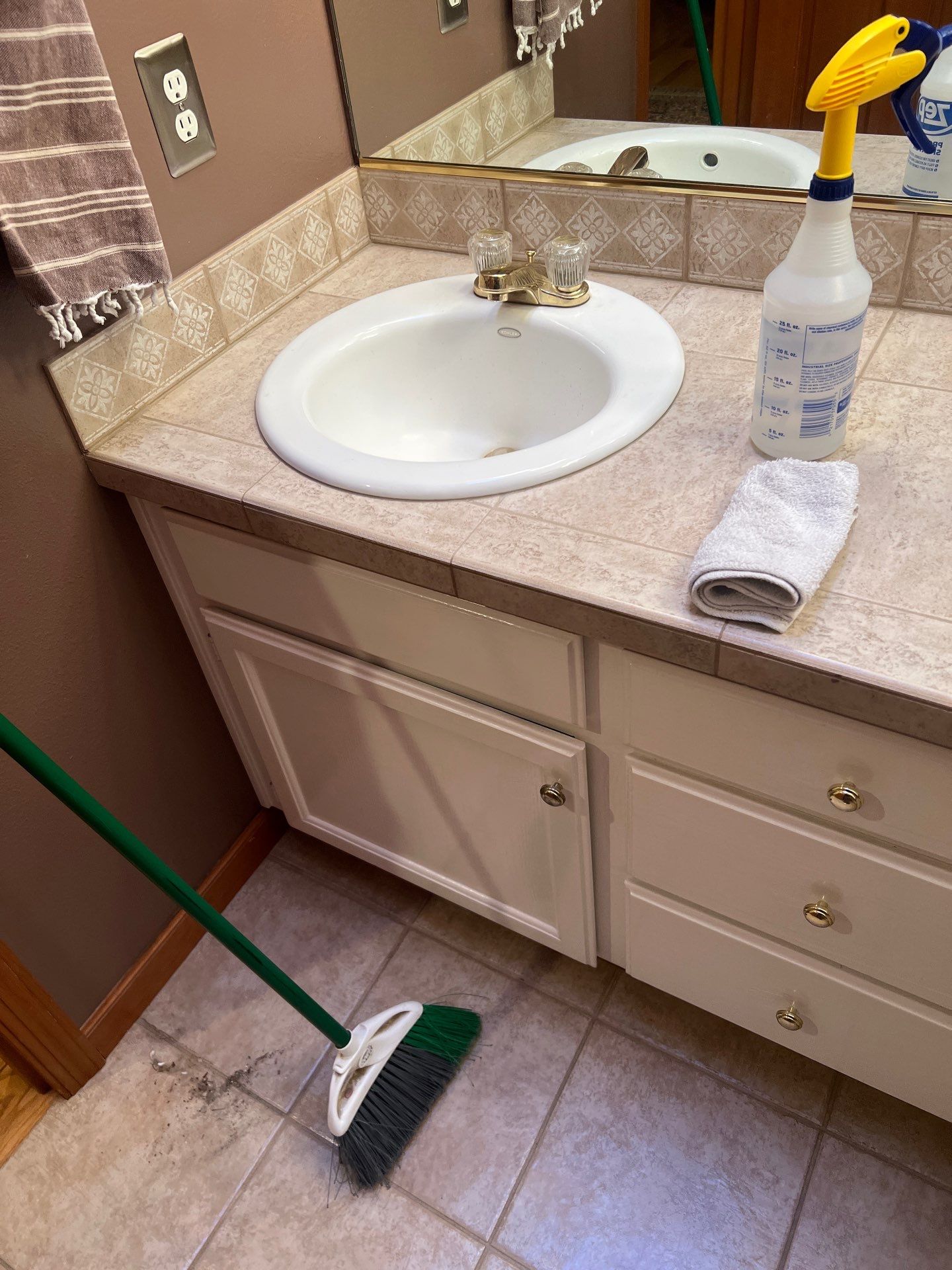 Home Claening Project in Lake Oswego by Cloud 9 Professional Cleaning Services