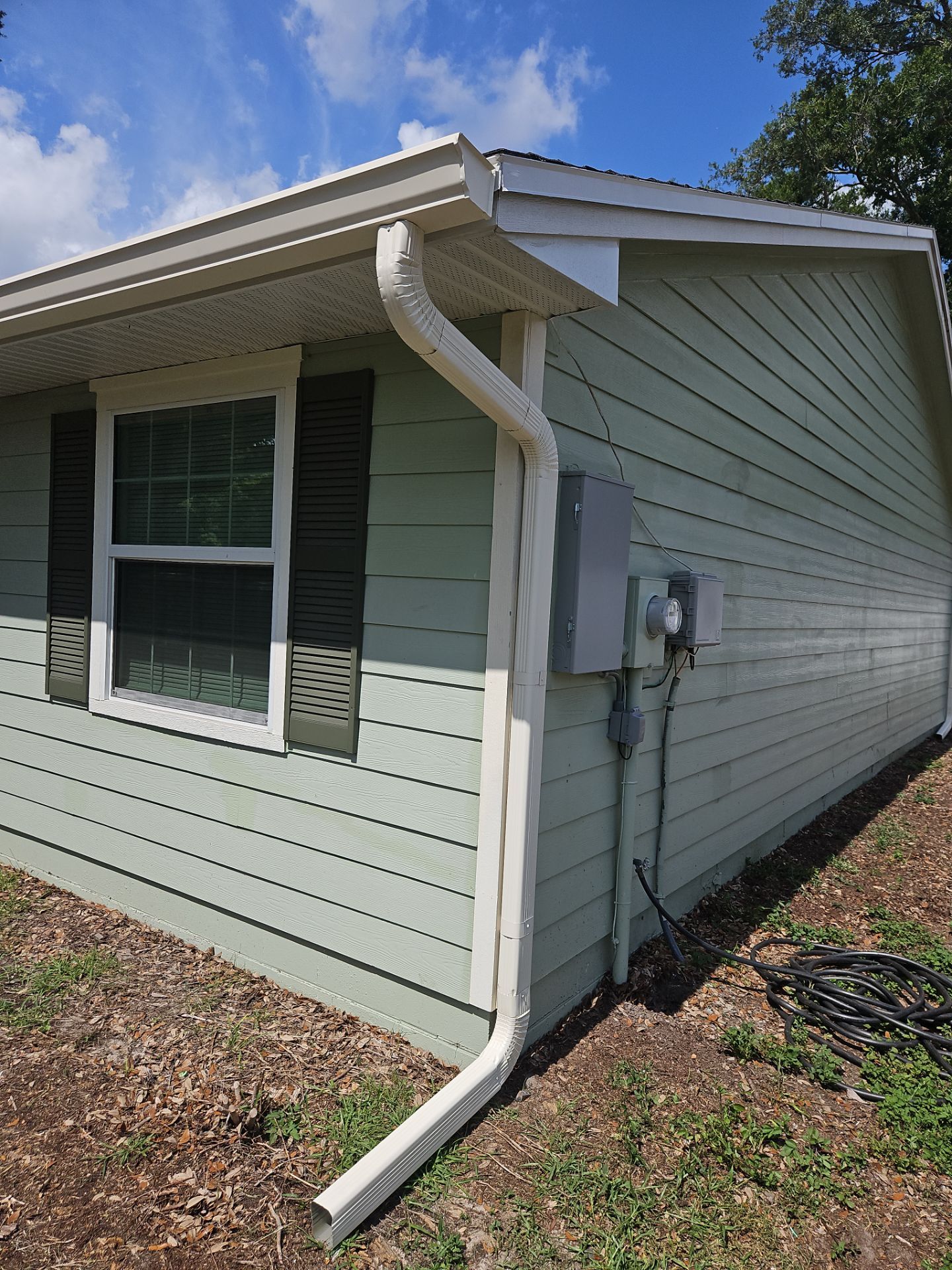 6-inch Cameo Gutters using K-Style Seamless Gutters in Saffner FL by Gutter Professors
