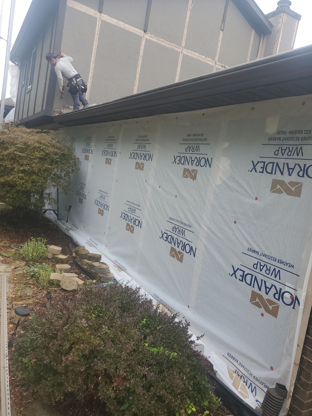 Siding Installation using Vinyl Siding by Rainstoppers Roofing