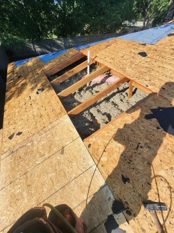 Residential Roof Replacement using ATLAS Signature Select Roof System by Harvey Roofing & Construction