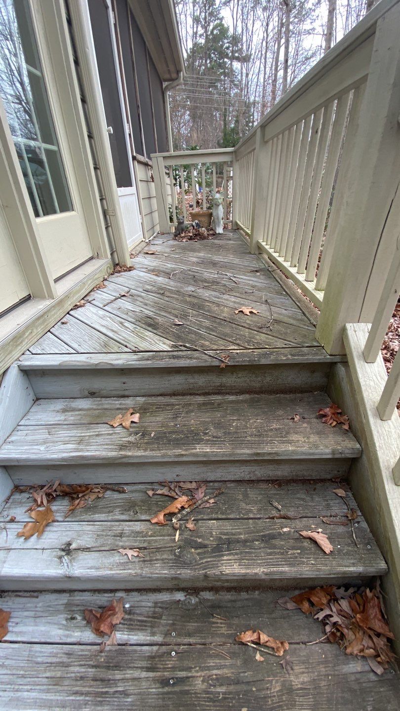 Coated Deck using Wood Sealant by DuraSeal