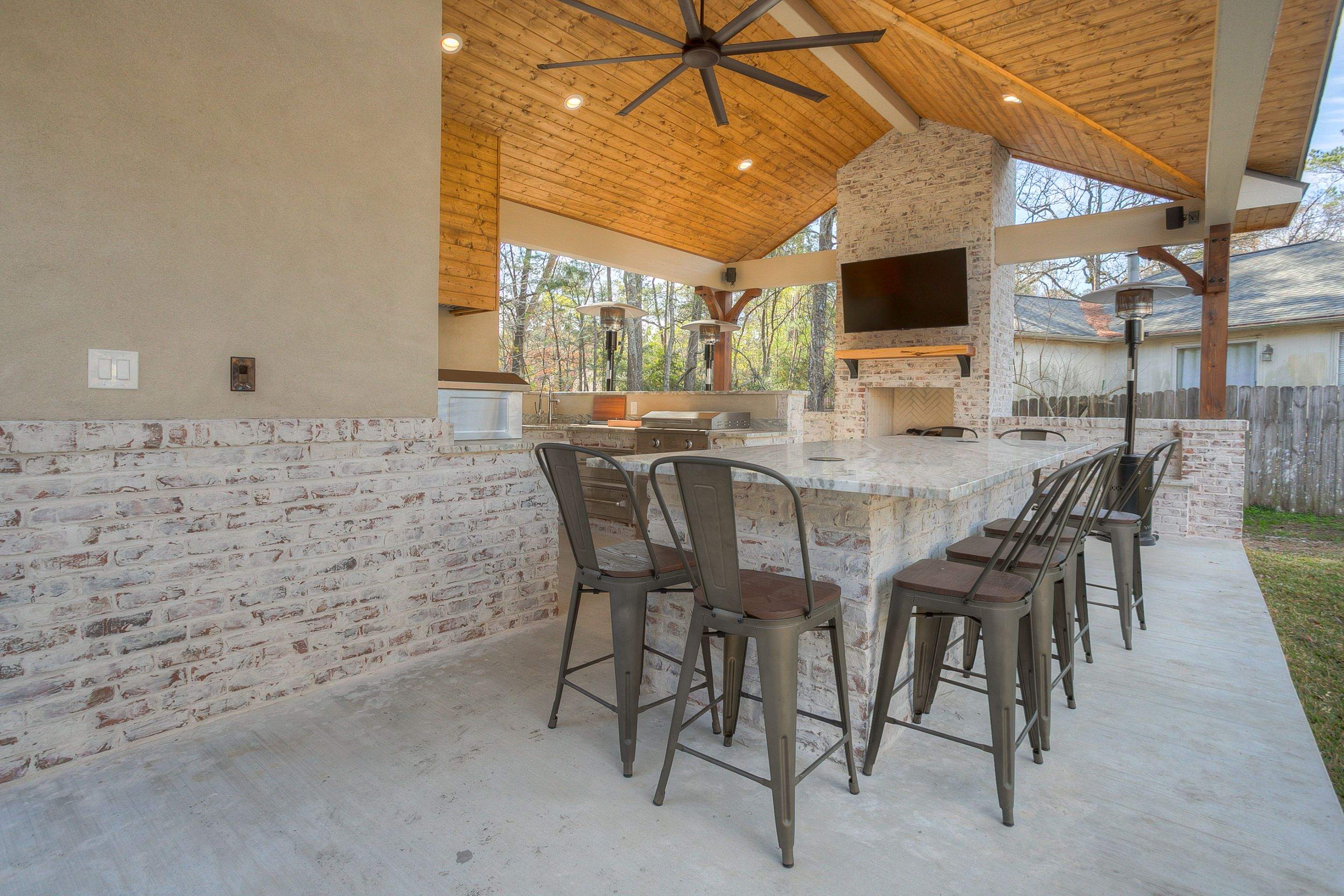 Joe's Outdoor Kitchen by CWS home remodel 