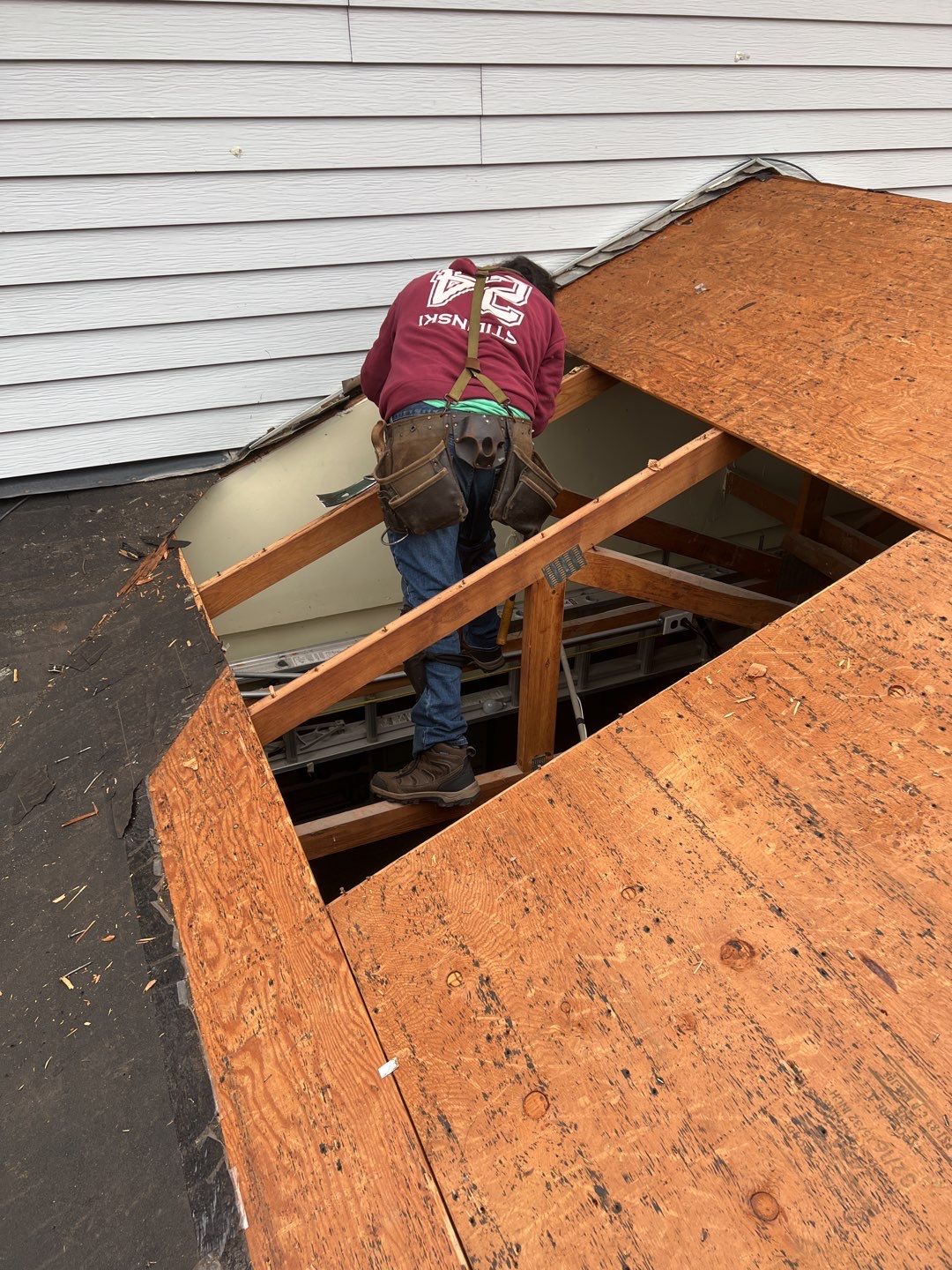 Multi-family unit roof replacement. using GAF Timberline HDZ by Pro Home Services Inc