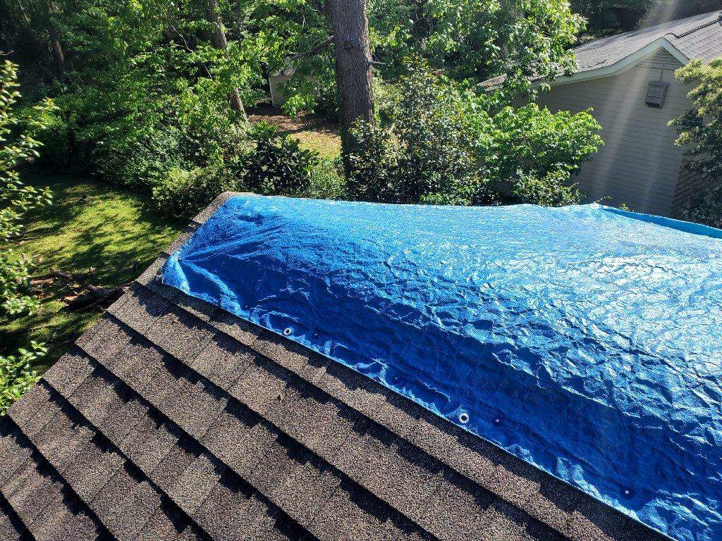 Residential Roofing Installation using Owens Corning® Oakridge Onyx Black by Indigo State Roofing