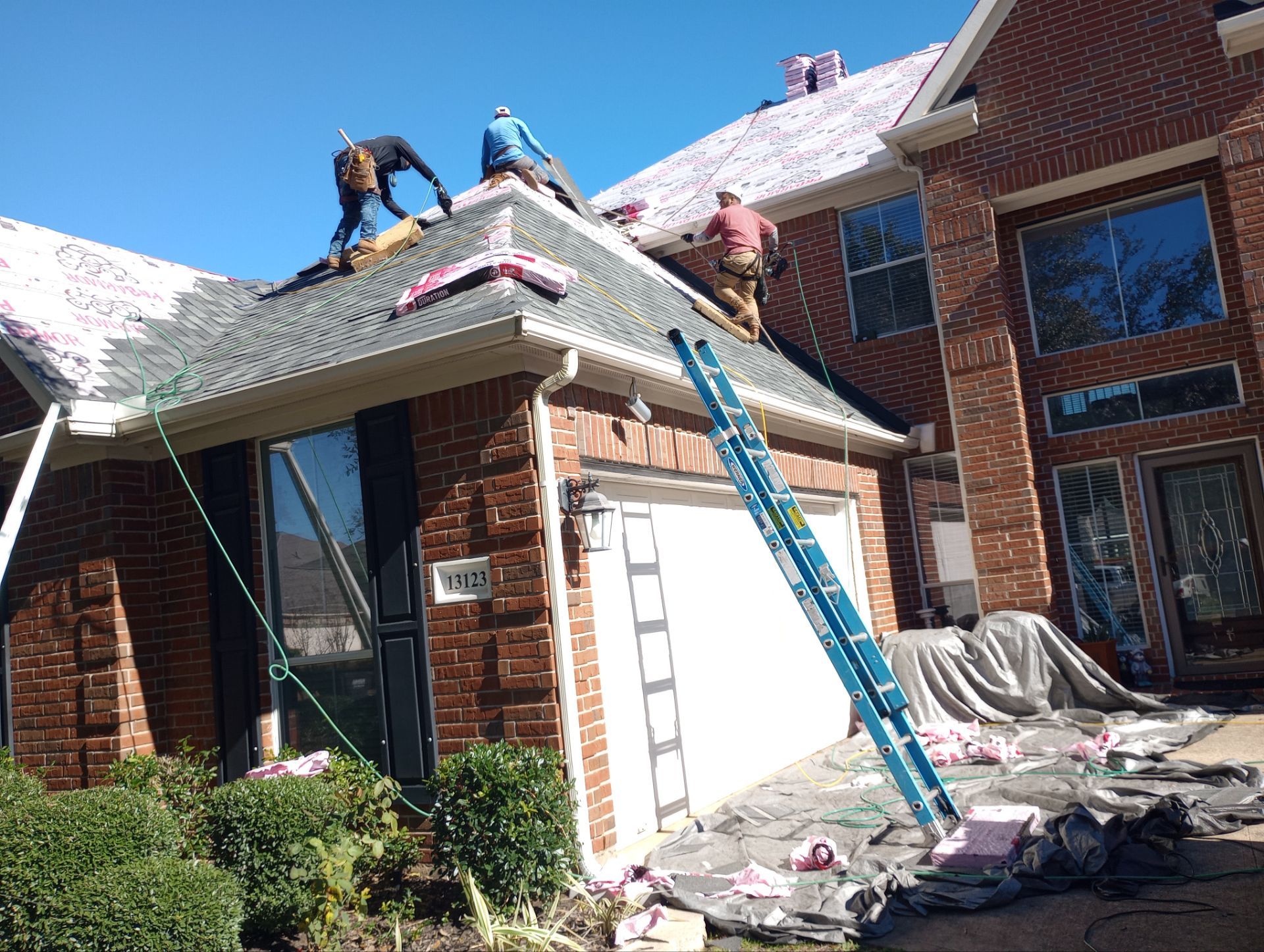 Residential Roofing Installation using Owen's Corning Duration (Lifetime) Shingles by Roof Repair Company