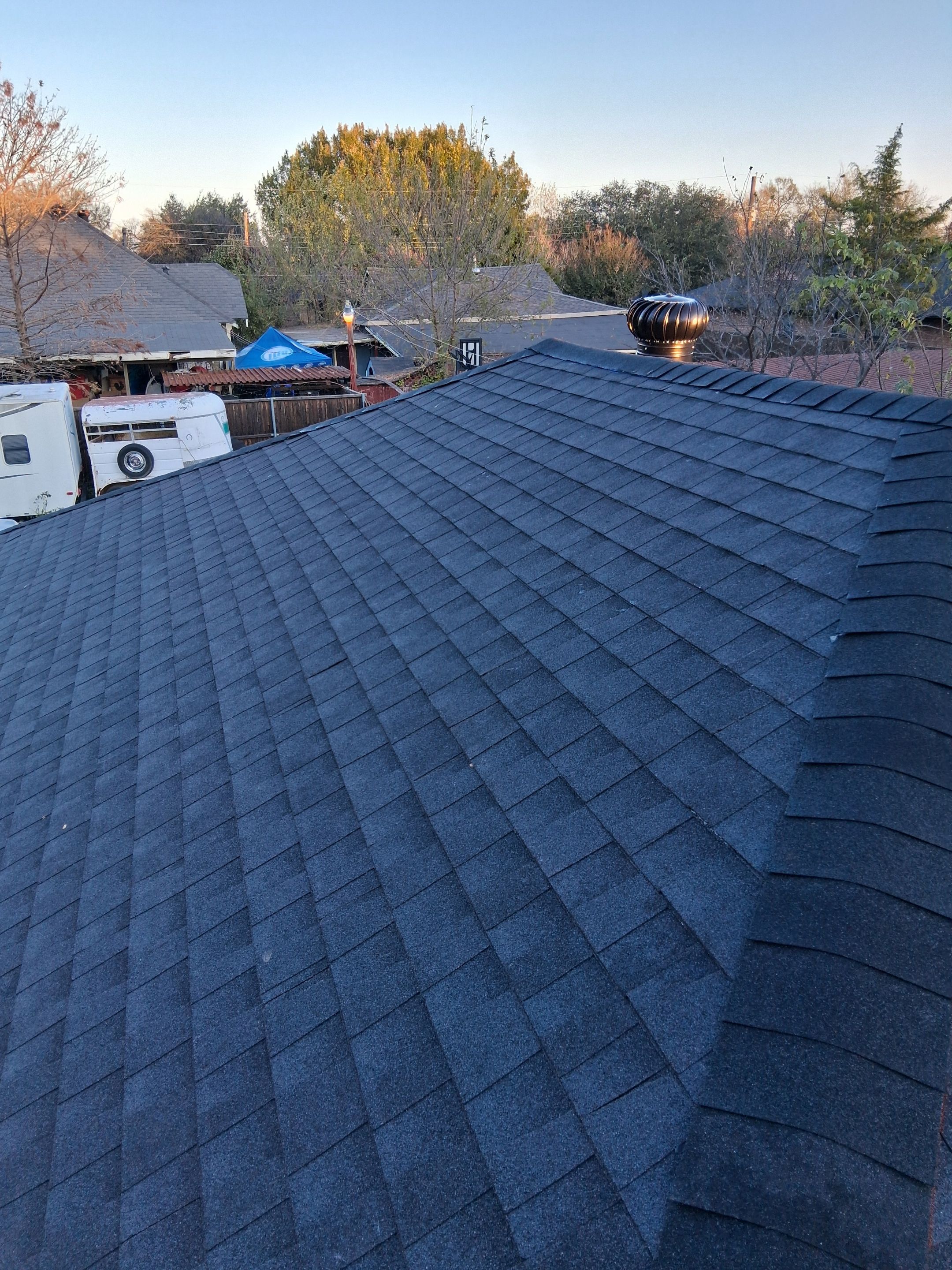 GAF Natural Shadow - Charcoal  by Top Sun Roofing