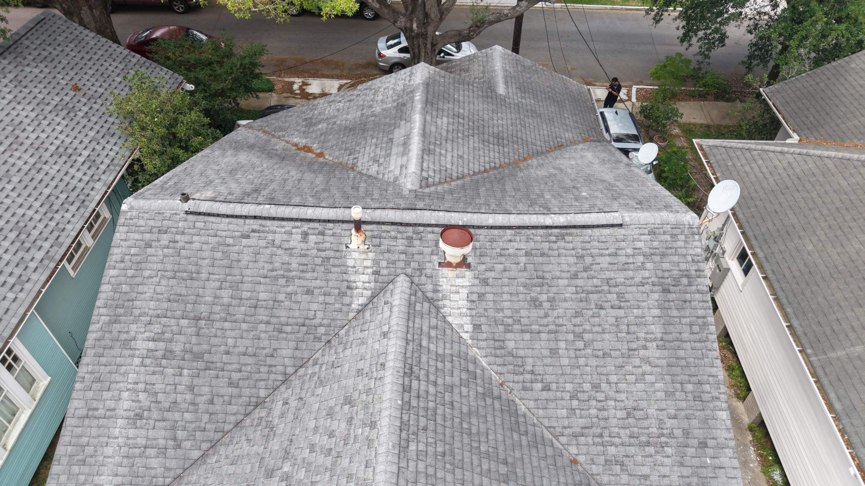 Roof Replacement in New Orleans by HDS Contractors
