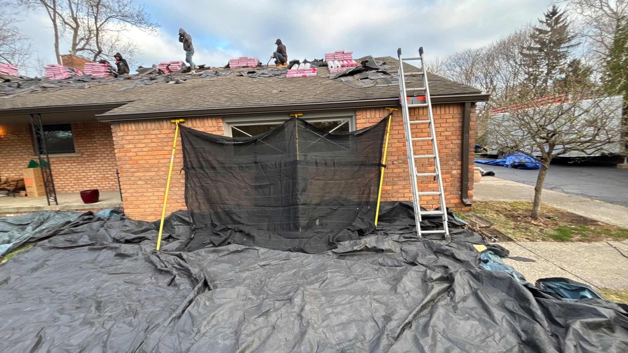Roof Replacement using Owens Corning Williamsburg Gray by 180 Contractors