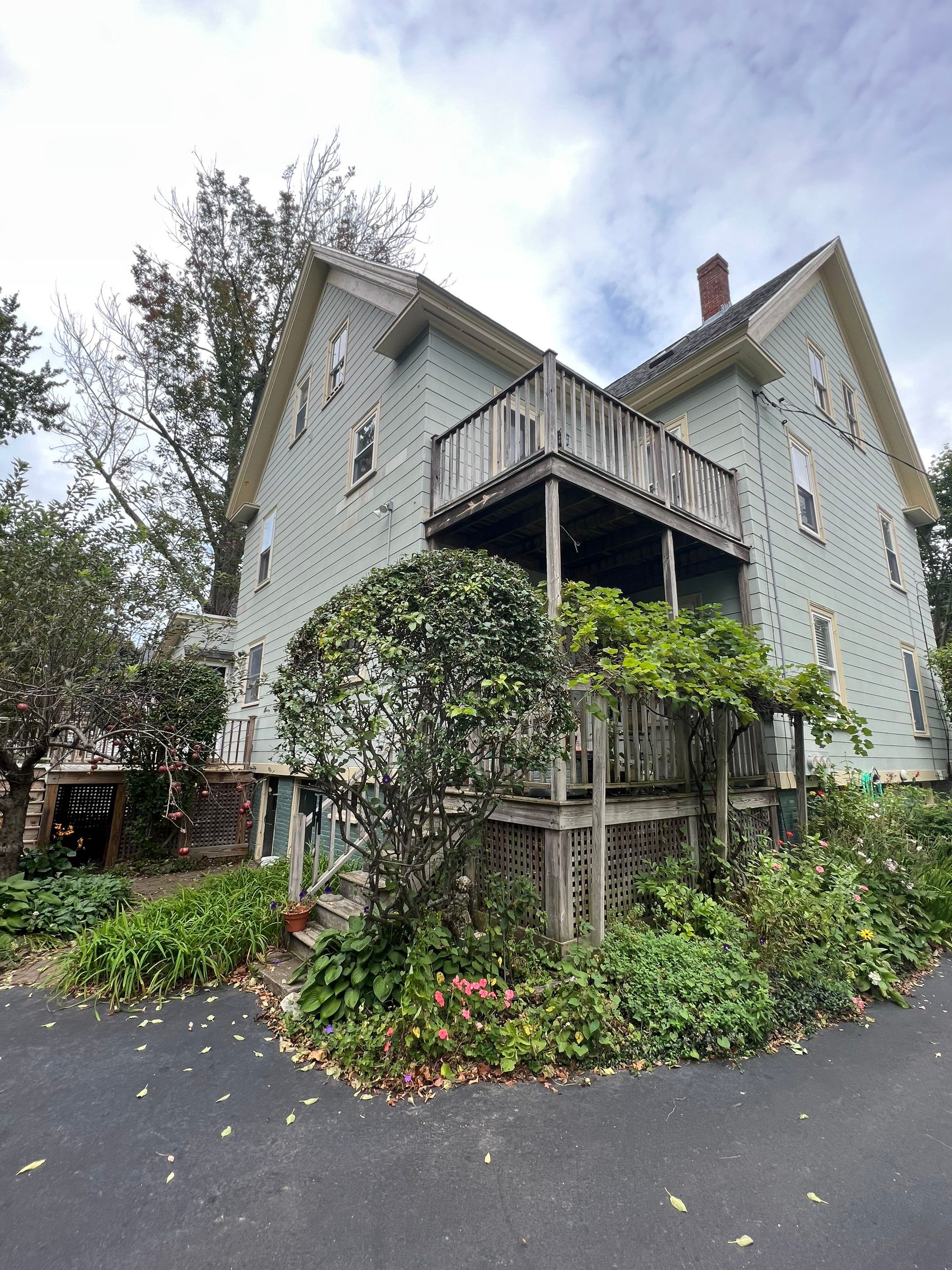 Portsmouth, New Hampshire - Siding Installation by Tall pine roofing