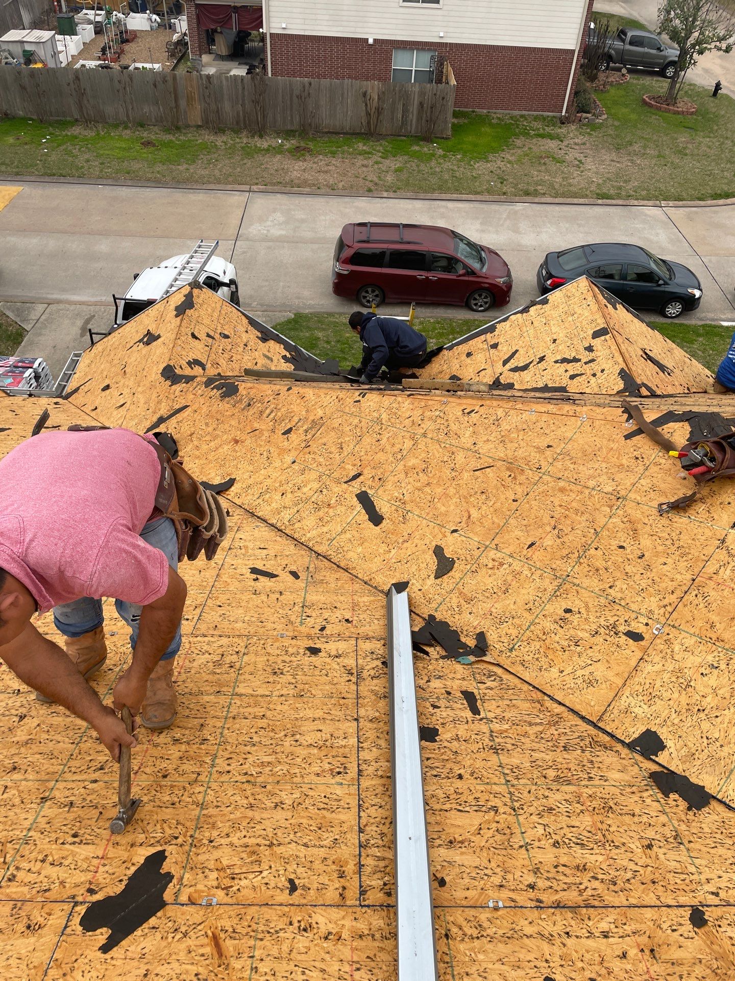 Residential Roofing Installation using Owen's Corning Duration (Lifetime) Shingles by Roof Repair Company