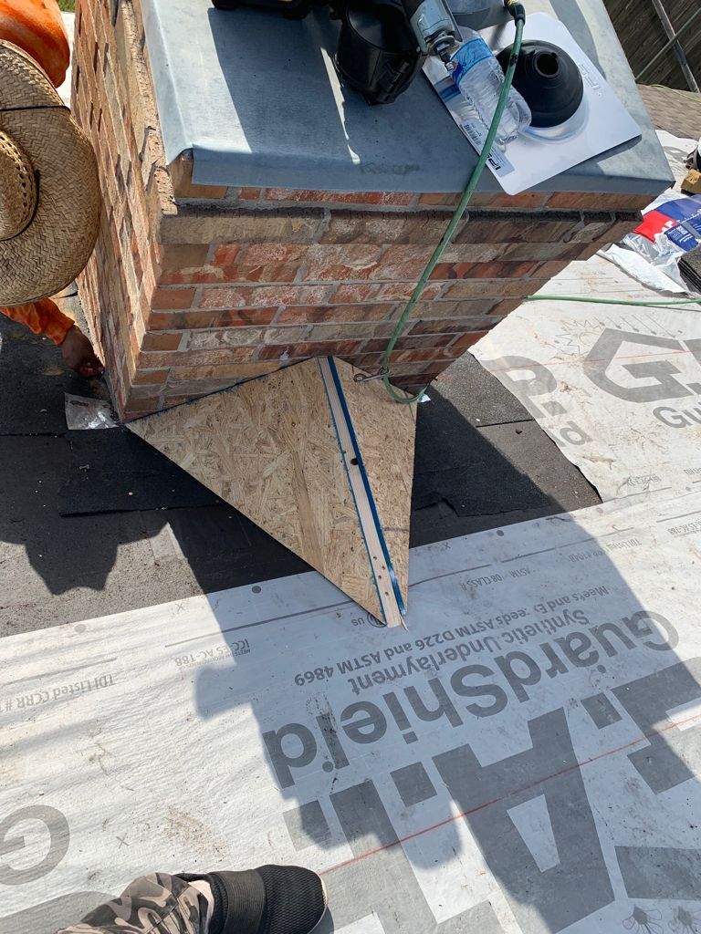 GAF - Weatherwood by Frontline Roofing and Construction