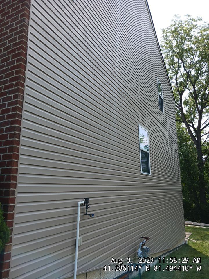 Residential Roof Replacement using CertainTeed Grand Manor by Absolute Roofing and Construction