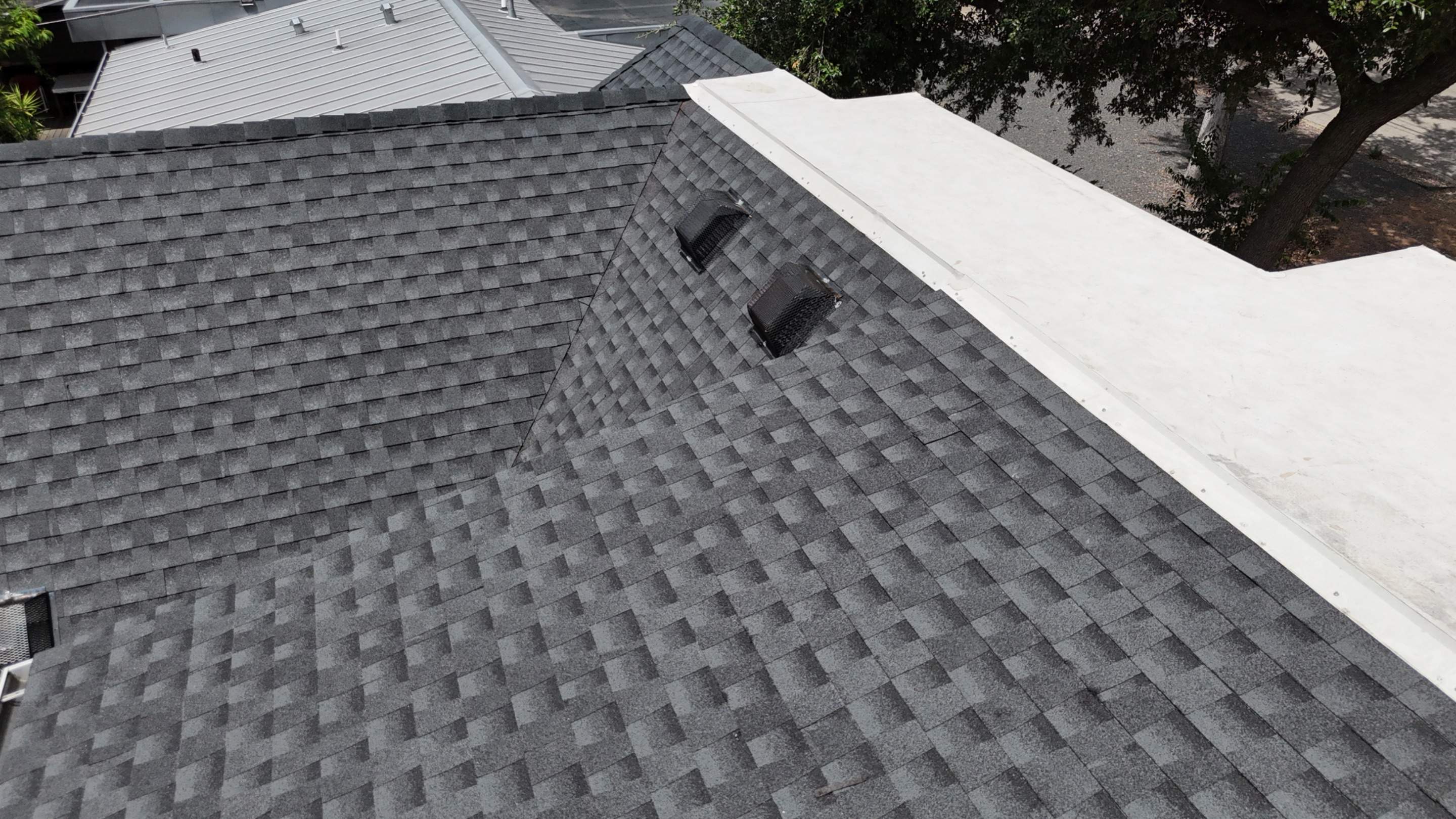 Charcoal - GAF Timberline HDZ by RoofsOnly.com
