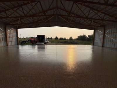 Durable Grey Speckled Epoxy Floor Coating for Yankton Shop