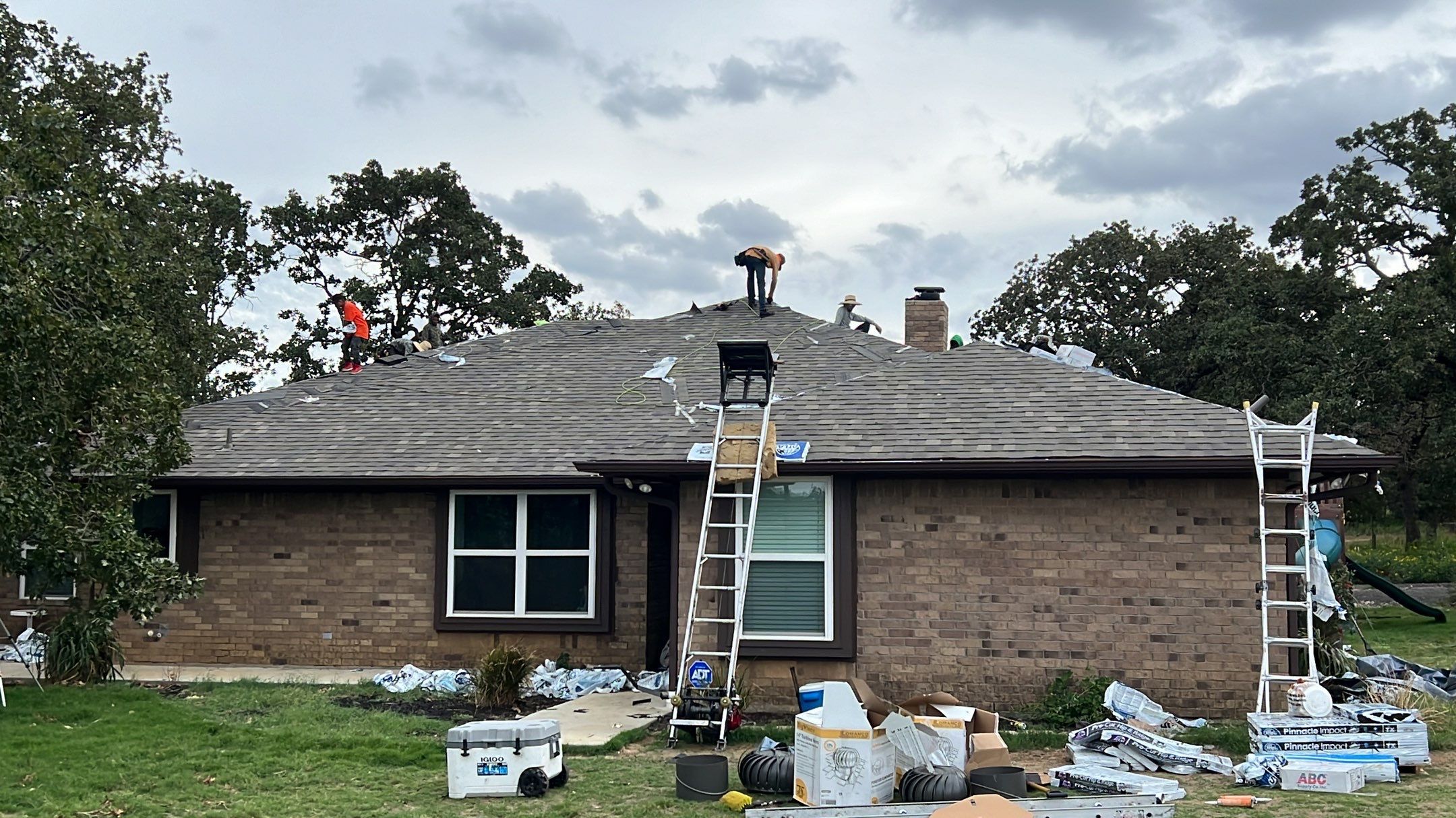 Residential Roofing Installation using ATLAS Pinnacle Pristine Shingles by Harvey Roofing & Construction