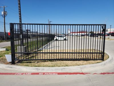 Commercial Fencing