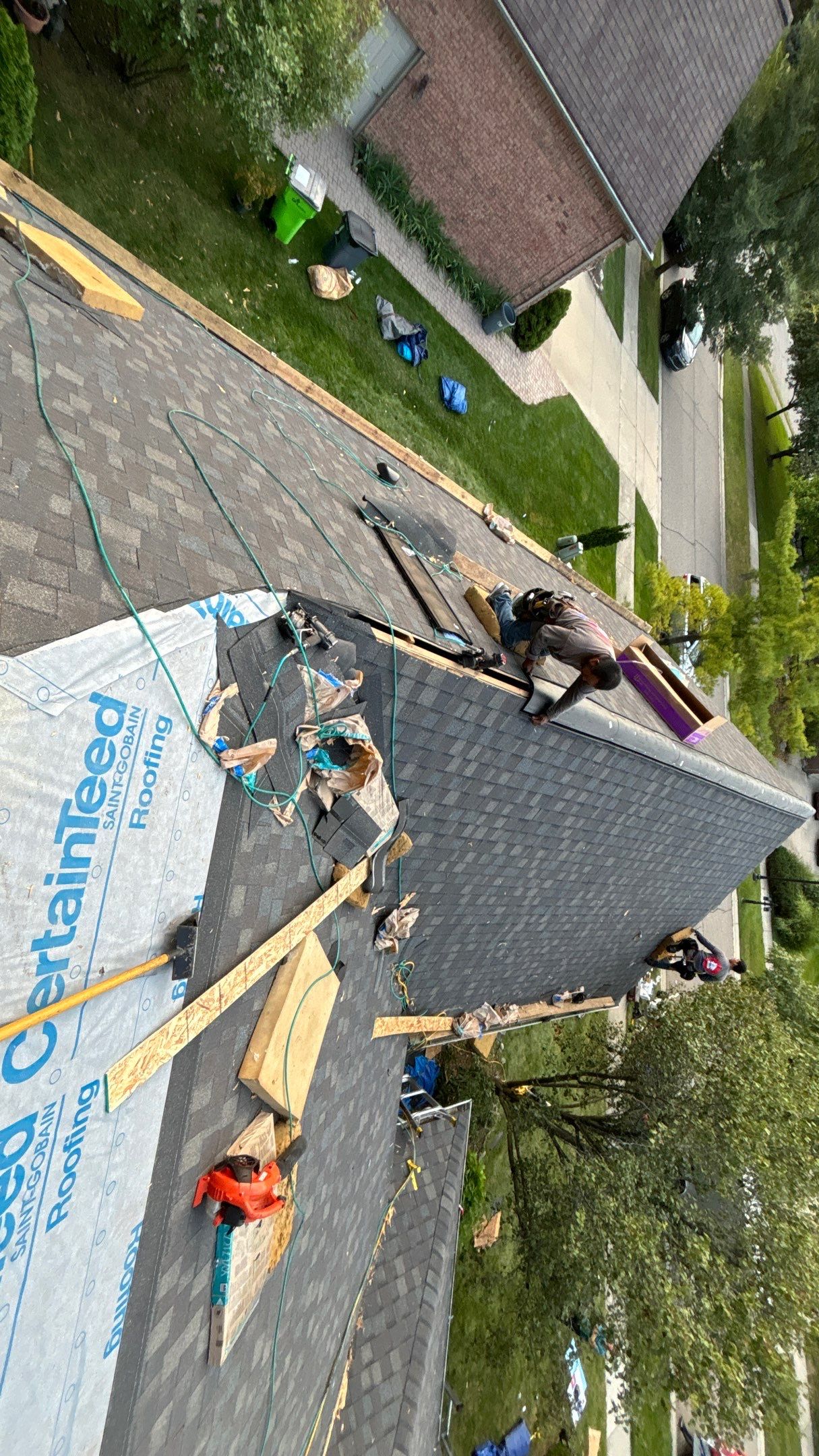 Roof Replacement using CertainTeed Landmark by 180 Contractors