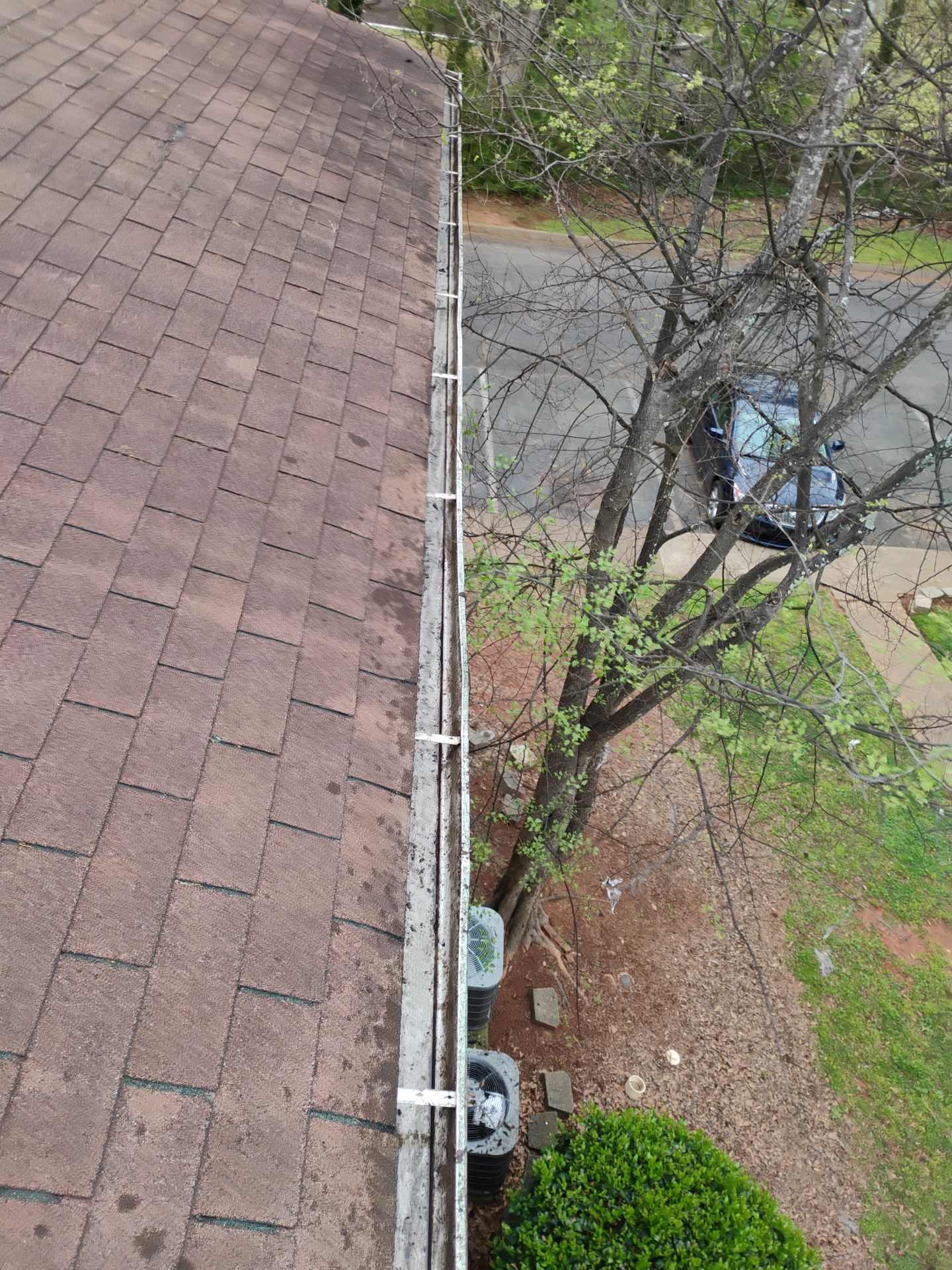 Commercial gutter cleaning Athens, GA after photo with clean gutters