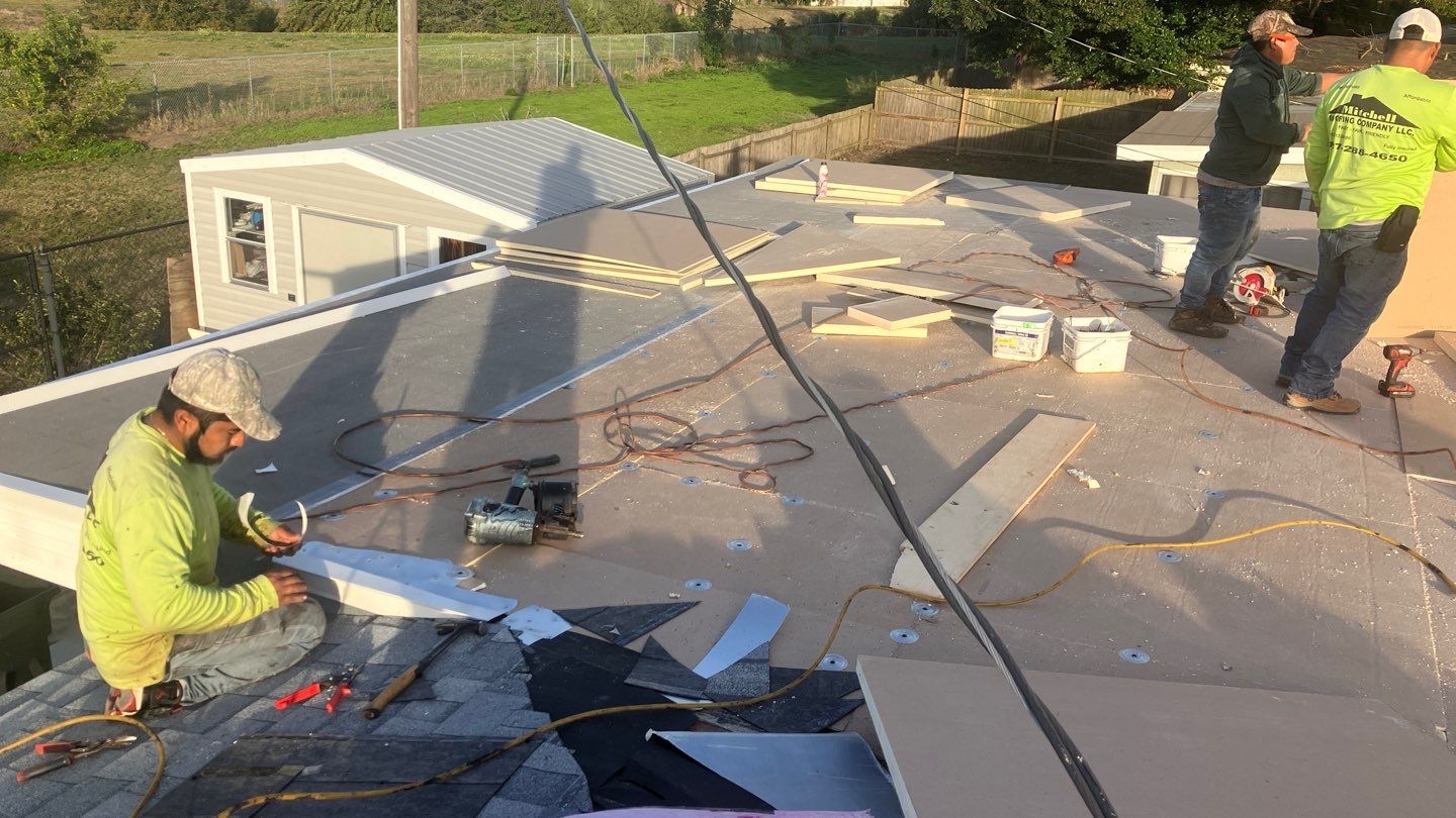 Project in St. Petersburg 33709 by Mitchell Roofing Company LLC 