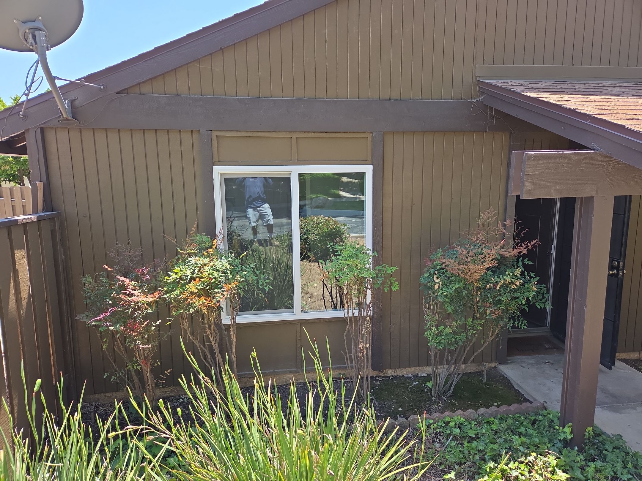 Window Installation using Milgard V250 Style Line by American Window Company